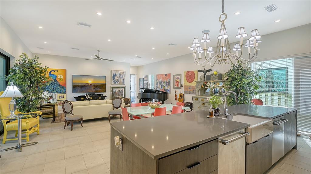 Sarasota, Florida, 34236, United States, 4 Bedrooms Bedrooms, ,4 BathroomsBathrooms,Residential,For Sale,1796766