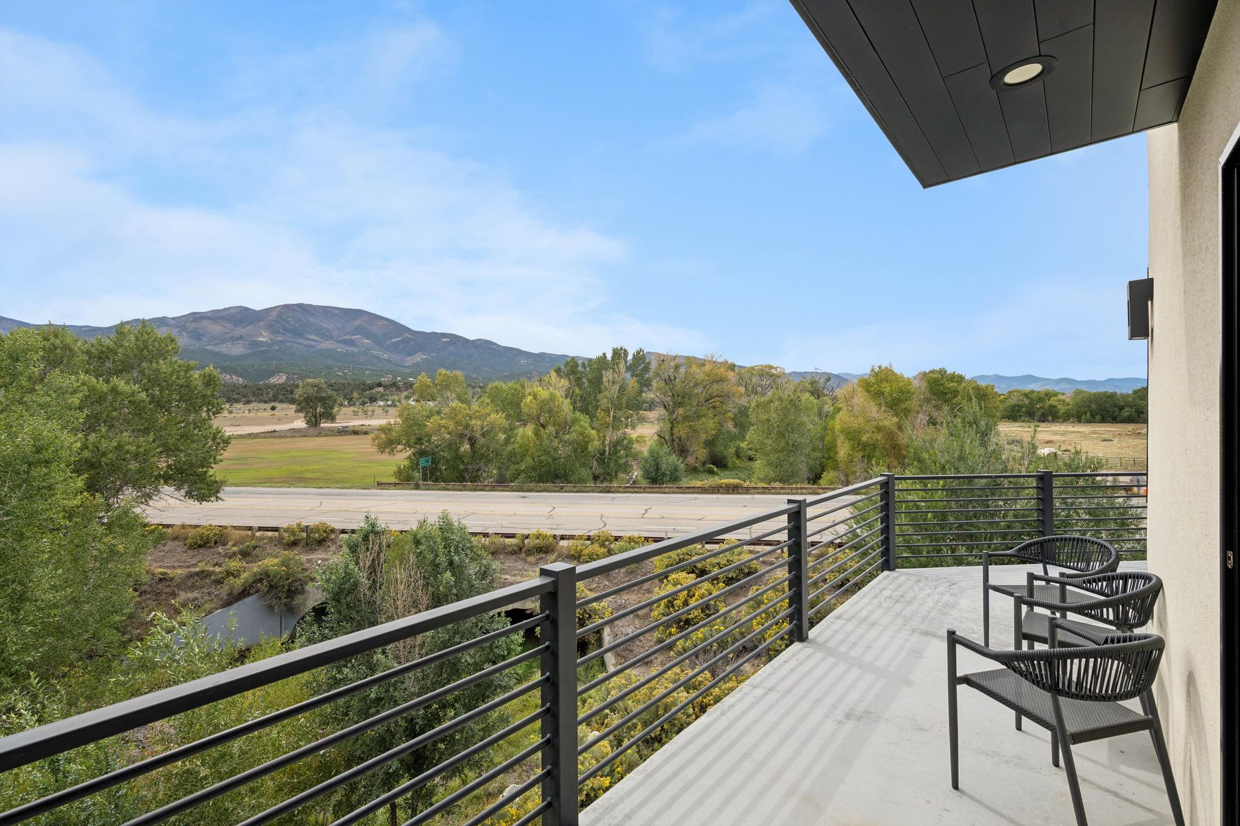  ALTO - A Modern Salida Retreat with Room for Adventure and the Potential to Earn - 物件實景