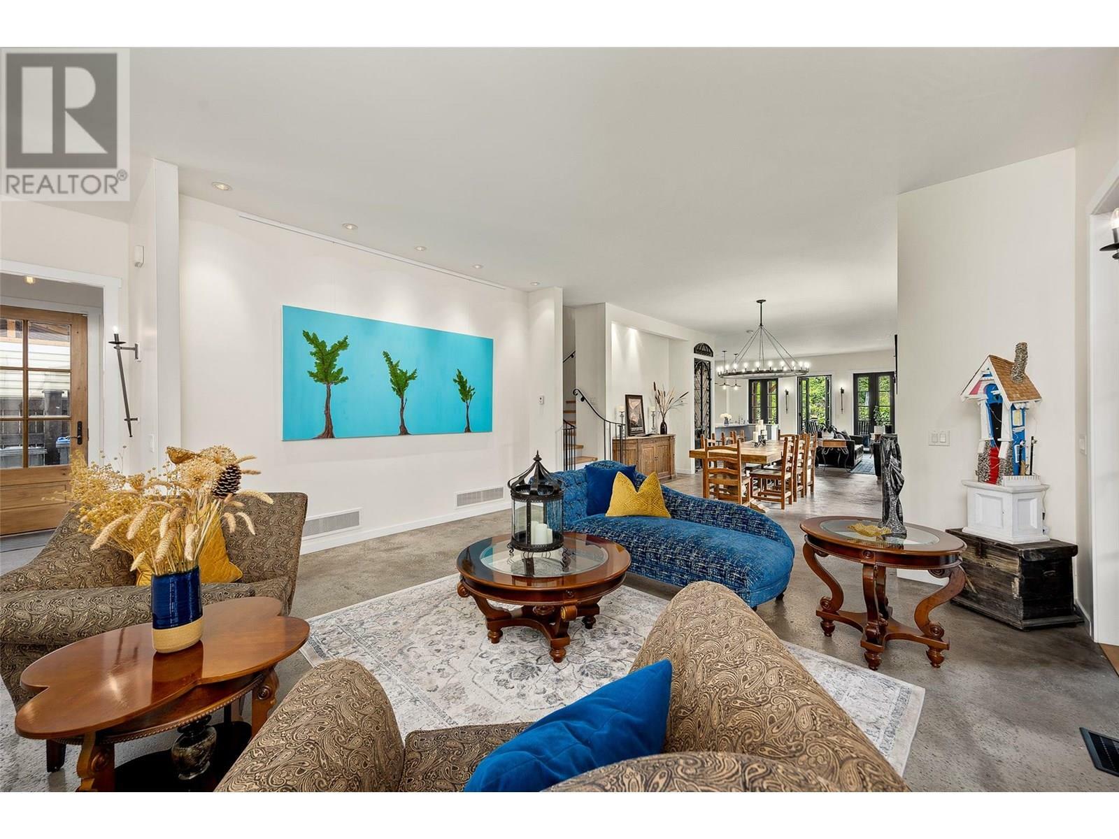 KELOWNA, British Columbia, V1Y 5N3, CA, 6 Bedrooms Bedrooms, ,4 BathroomsBathrooms,Residential,For Sale,1883056