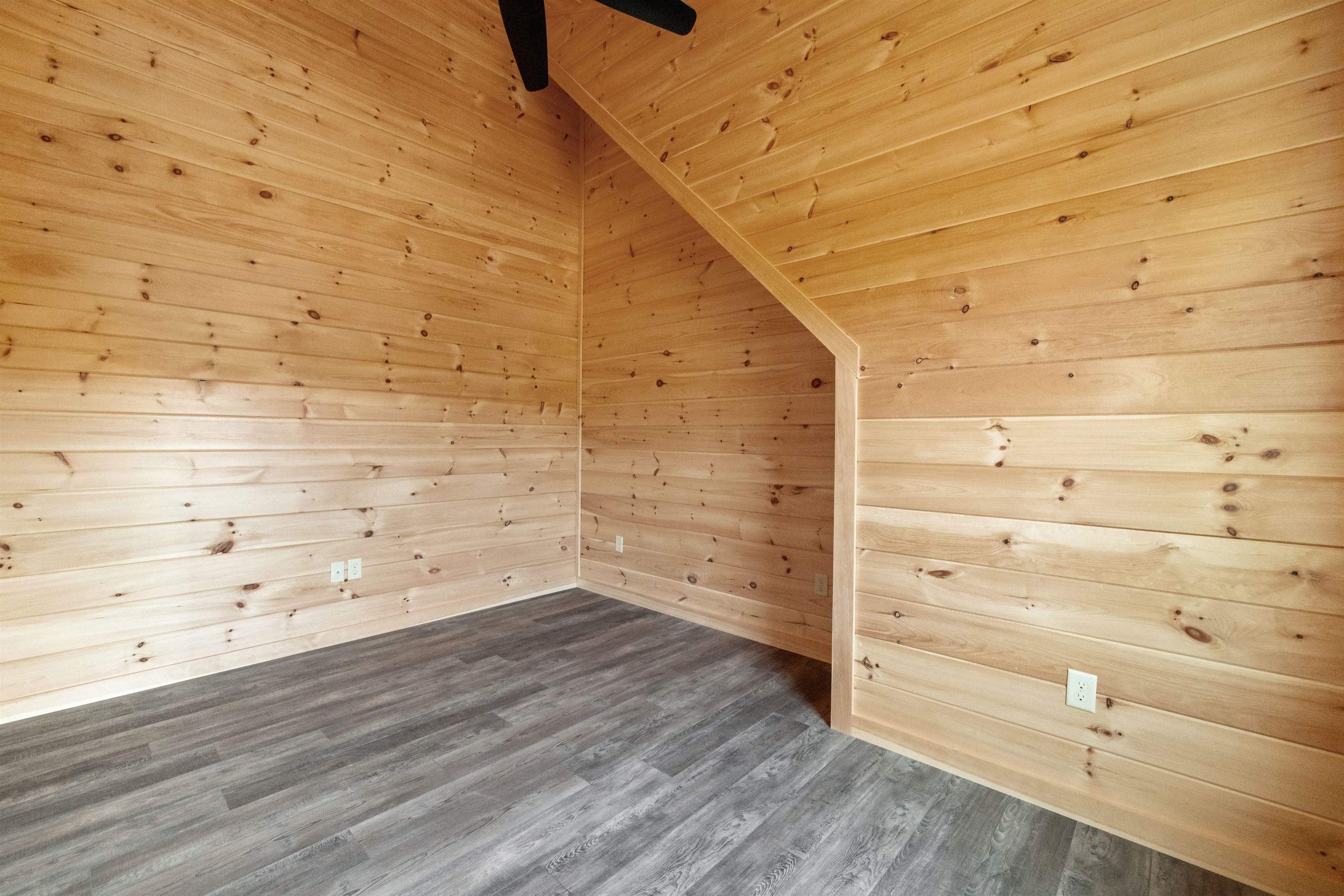 Thornton, New Hampshire, 03285, United States, 3 Bedrooms Bedrooms, ,3 BathroomsBathrooms,Residential,For Sale,1974292