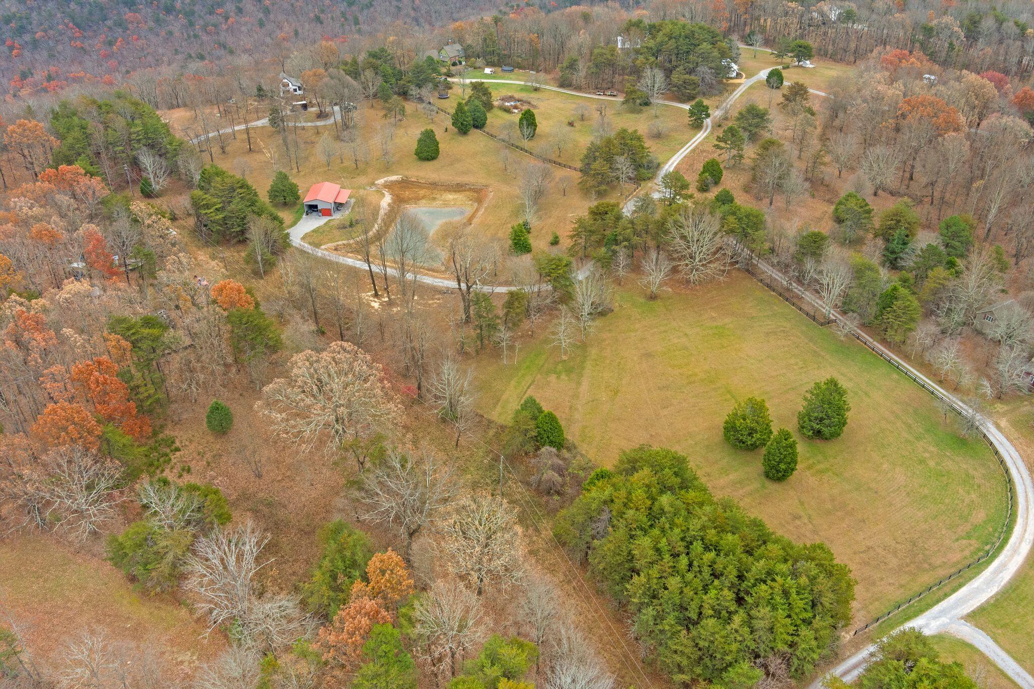 Rising Fawn, Georgia, 30738, United States, 2 Bedrooms Bedrooms, ,2 BathroomsBathrooms,Residential,For Sale,1995389