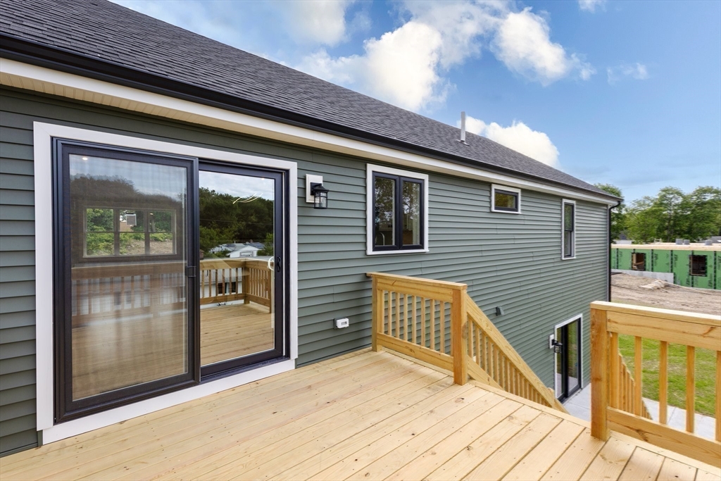 Brockton, Massachusetts, 02302, United States, 4 Bedrooms Bedrooms, ,3 BathroomsBathrooms,Residential,For Sale,1937310