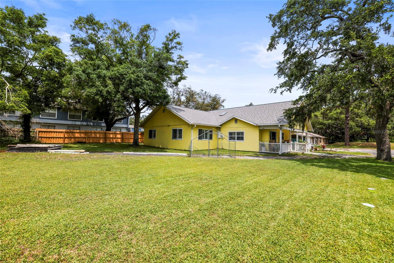 Clearwater, Florida, 33760, United States, 3 Bedrooms Bedrooms, ,2 BathroomsBathrooms,Residential,For Sale,1826177