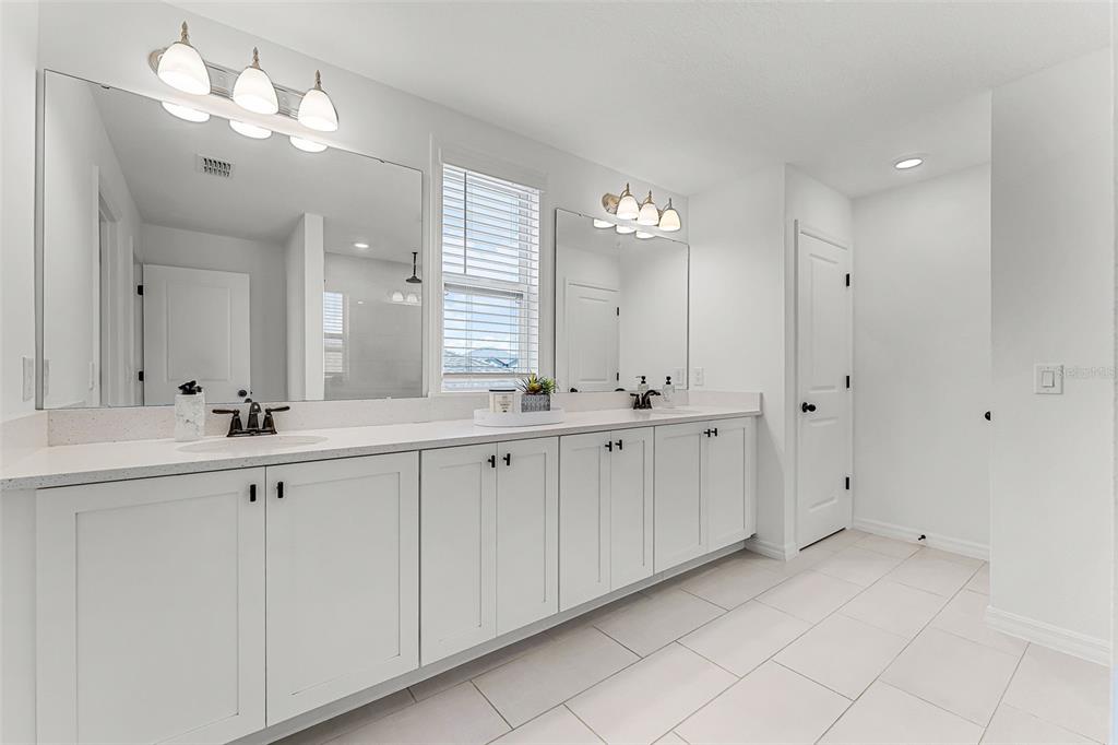 St Cloud, Florida, 34771, United States, 4 Bedrooms Bedrooms, ,4 BathroomsBathrooms,Residential,For Sale,1901971