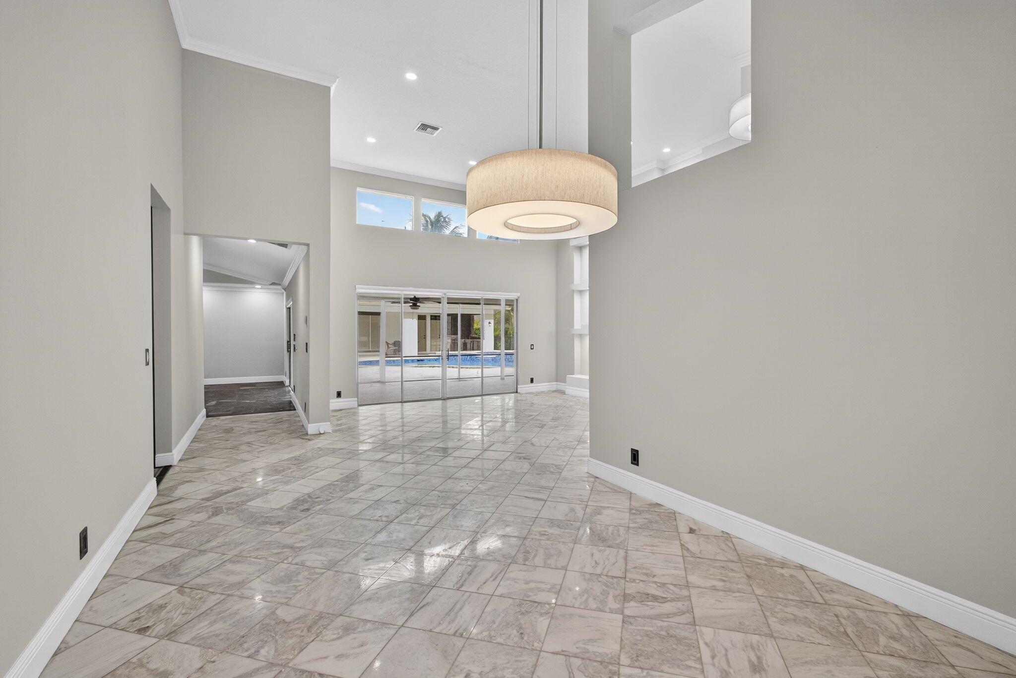 Wellington, Florida, 33414, United States, 5 Bedrooms Bedrooms, ,4 BathroomsBathrooms,Residential,For Sale,1978857