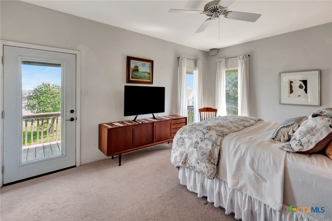 Port O'Connor, Texas, 77982, United States, 5 Bedrooms Bedrooms, ,3 BathroomsBathrooms,Residential,For Sale,1989061