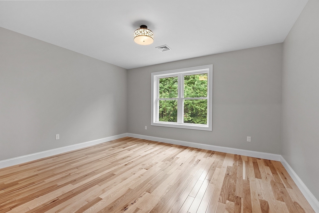 Westminster, Massachusetts, 01473, United States, 4 Bedrooms Bedrooms, ,4 BathroomsBathrooms,Residential,For Sale,1828170