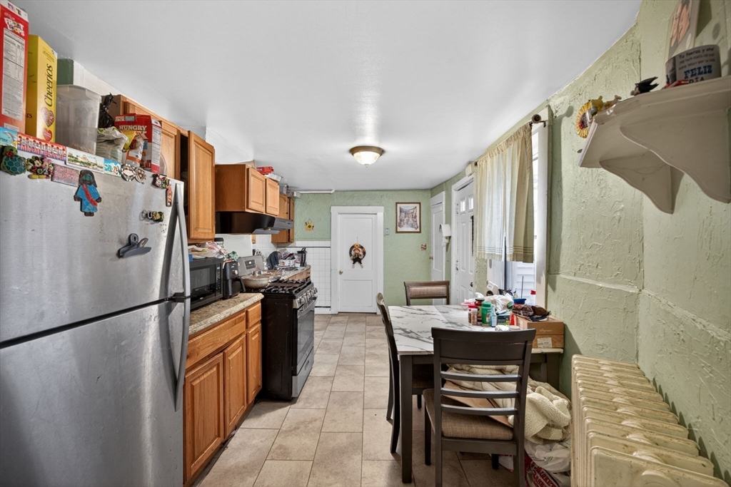 Boston, Massachusetts, 02128, United States, 8 Bedrooms Bedrooms, ,2 BathroomsBathrooms,Residential,For Sale,2040456