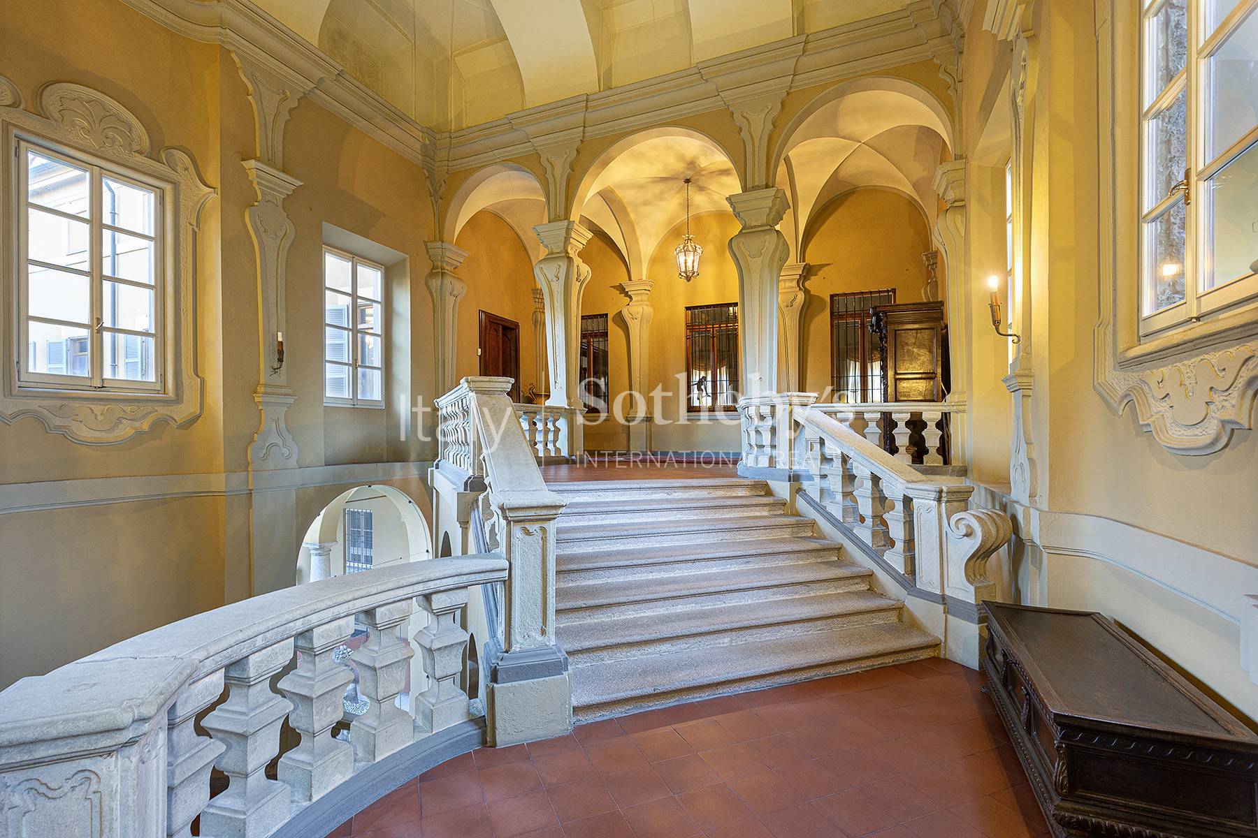  Exclusive residence with frescoes in a historic palace - 物件實景