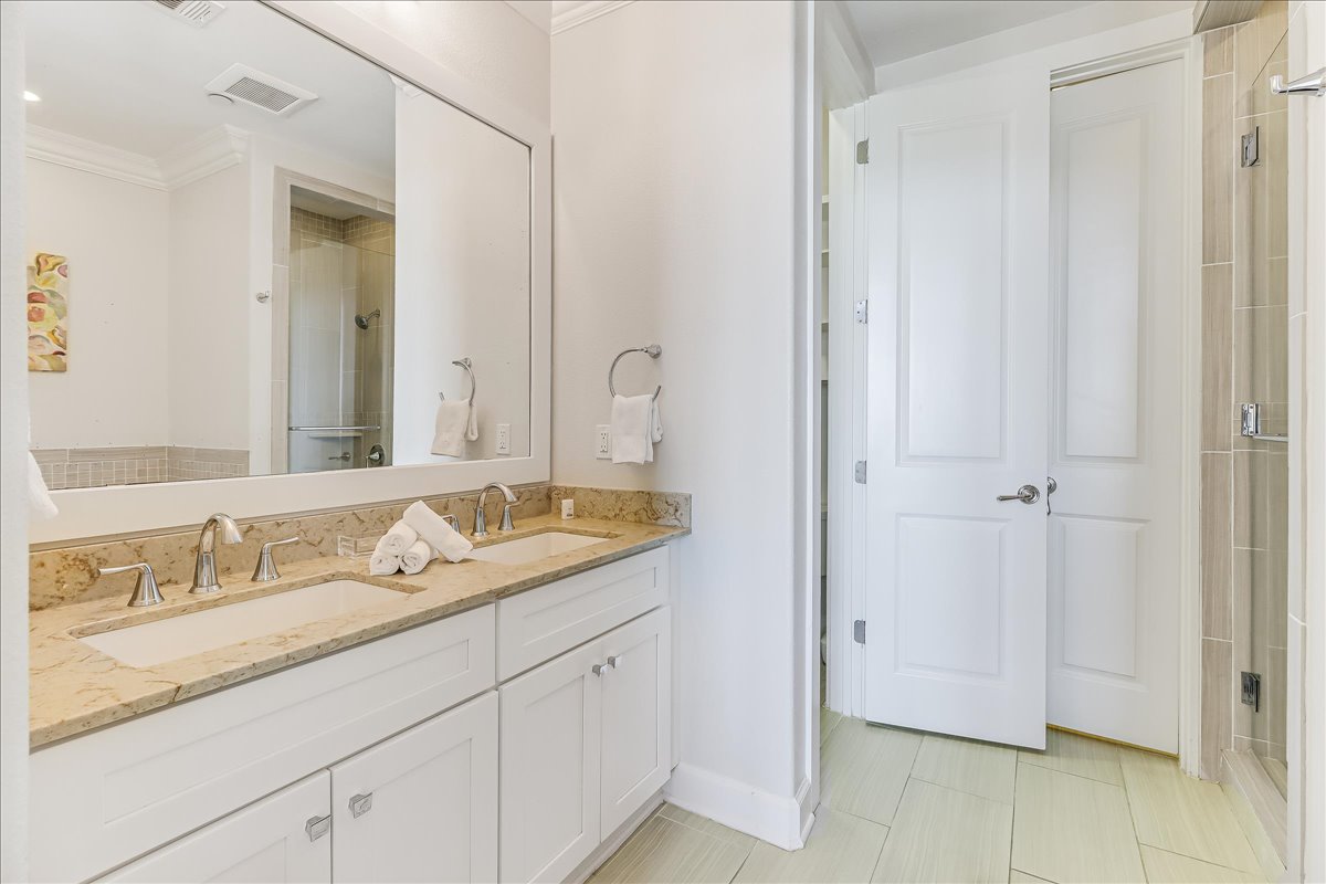 Port Aransas, Texas, 78373, United States, 3 Bedrooms Bedrooms, ,5 BathroomsBathrooms,Residential,For Sale,1994258