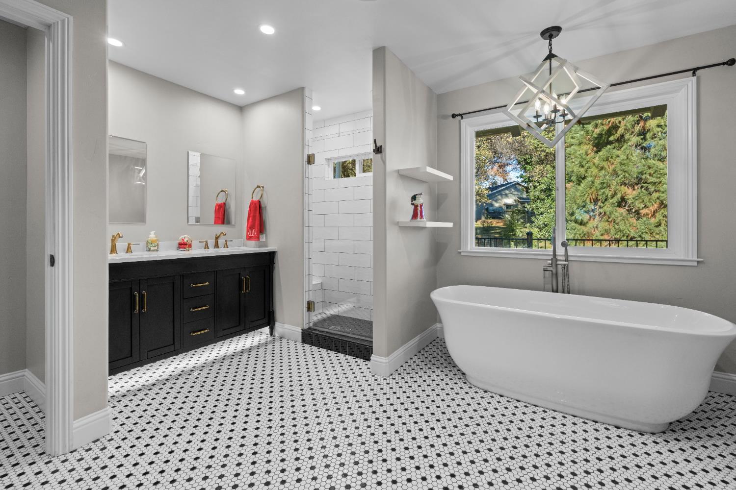 Auburn, California, 95602, United States, 3 Bedrooms Bedrooms, ,2 BathroomsBathrooms,Residential,For Sale,2005903