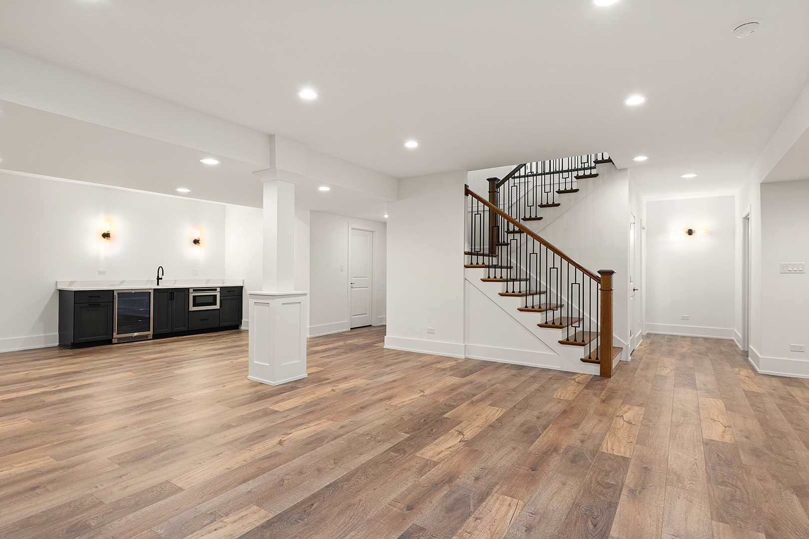 Orland Park, Illinois, 60467, United States, 4 Bedrooms Bedrooms, ,3 BathroomsBathrooms,Residential,For Sale,1976249