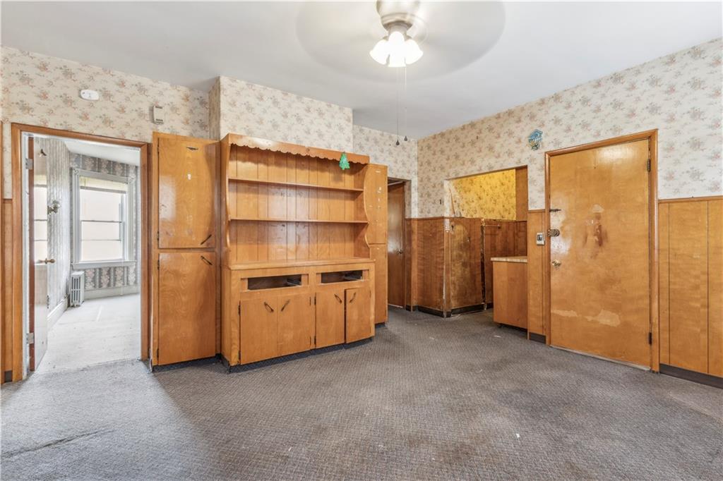 Providence, Rhode Island, 02905, United States, 6 Bedrooms Bedrooms, ,3 BathroomsBathrooms,Residential,For Sale,1928743