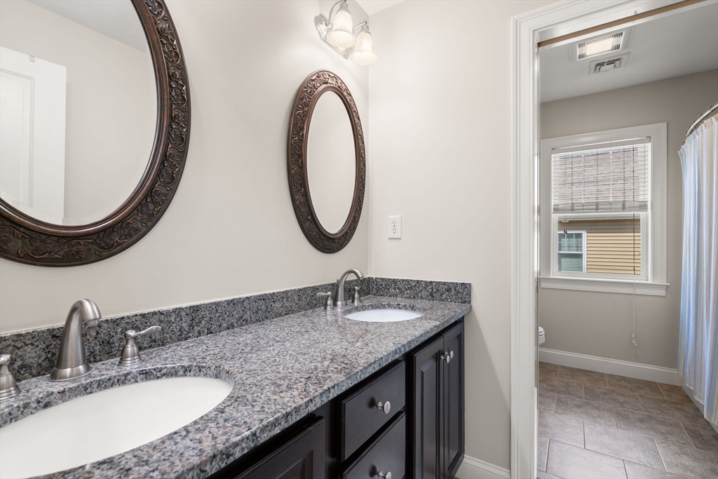 Bellingham, Massachusetts, 02019, United States, 2 Bedrooms Bedrooms, ,2 BathroomsBathrooms,Residential,For Sale,1938728
