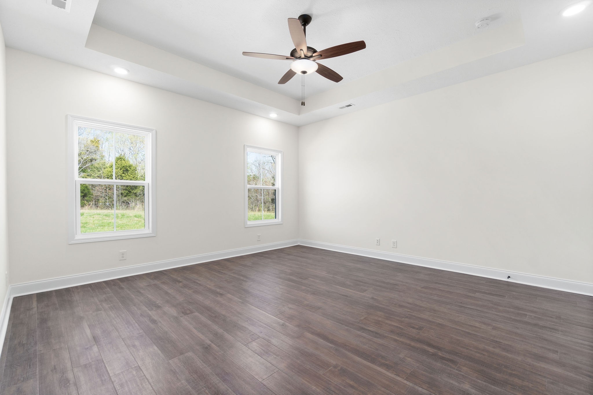 Southside, Tennessee, 37171, United States, 3 Bedrooms Bedrooms, ,3 BathroomsBathrooms,Residential,For Sale,1943540