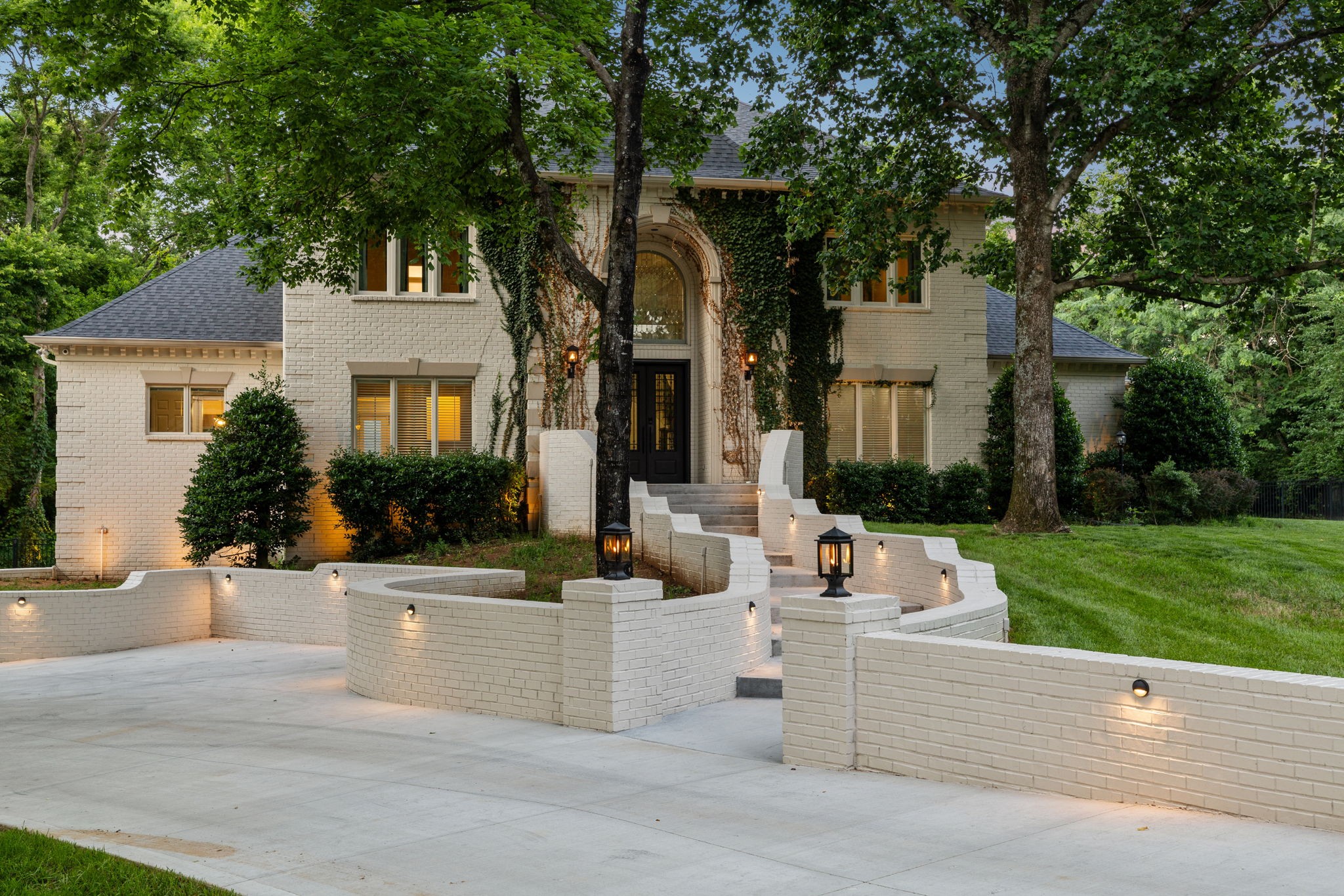  827 Maxwell Ct, Nashville, TN, 37220 - 物件實景