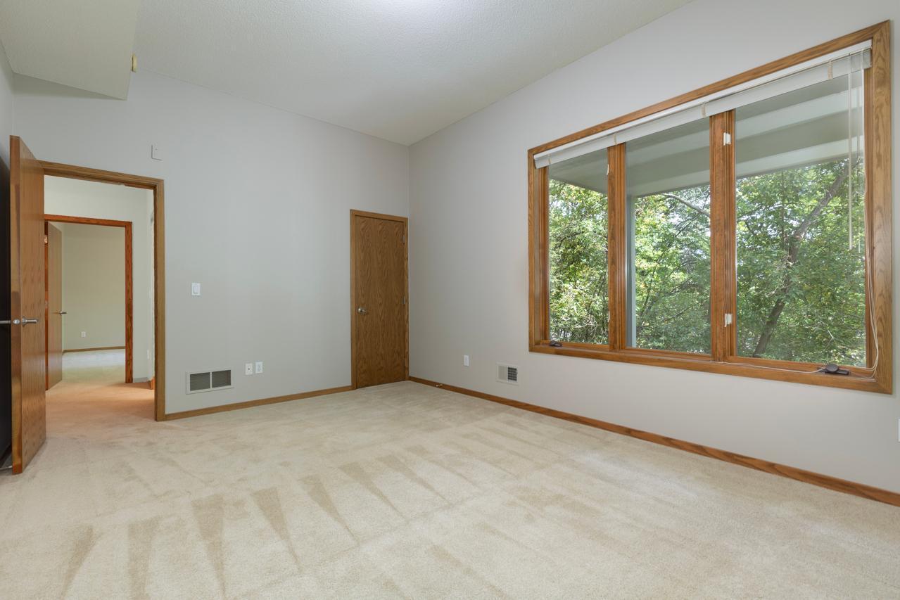 Eden Prairie, Minnesota, 55344, United States, 5 Bedrooms Bedrooms, ,3 BathroomsBathrooms,Residential,For Sale,1940056