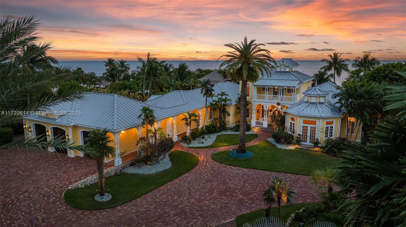 Marathon, Florida, 33050, United States, 5 Bedrooms Bedrooms, ,9 BathroomsBathrooms,Residential,For Sale,1933617