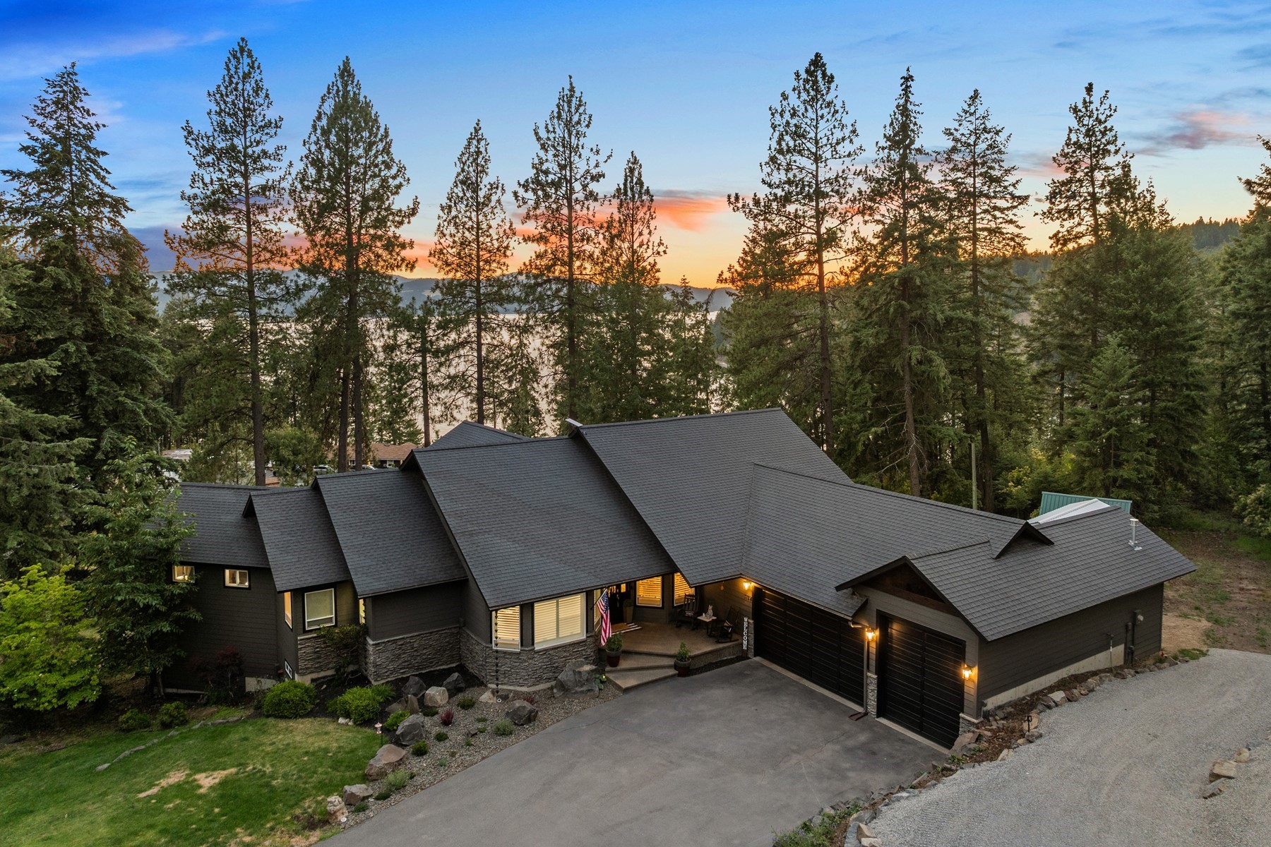  Lakeview Mountain Modern - 物件實景