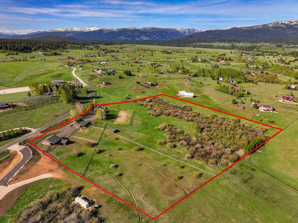 McCall, Idaho, 83638, United States, 4 Bedrooms Bedrooms, ,2 BathroomsBathrooms,Residential,For Sale,1828717