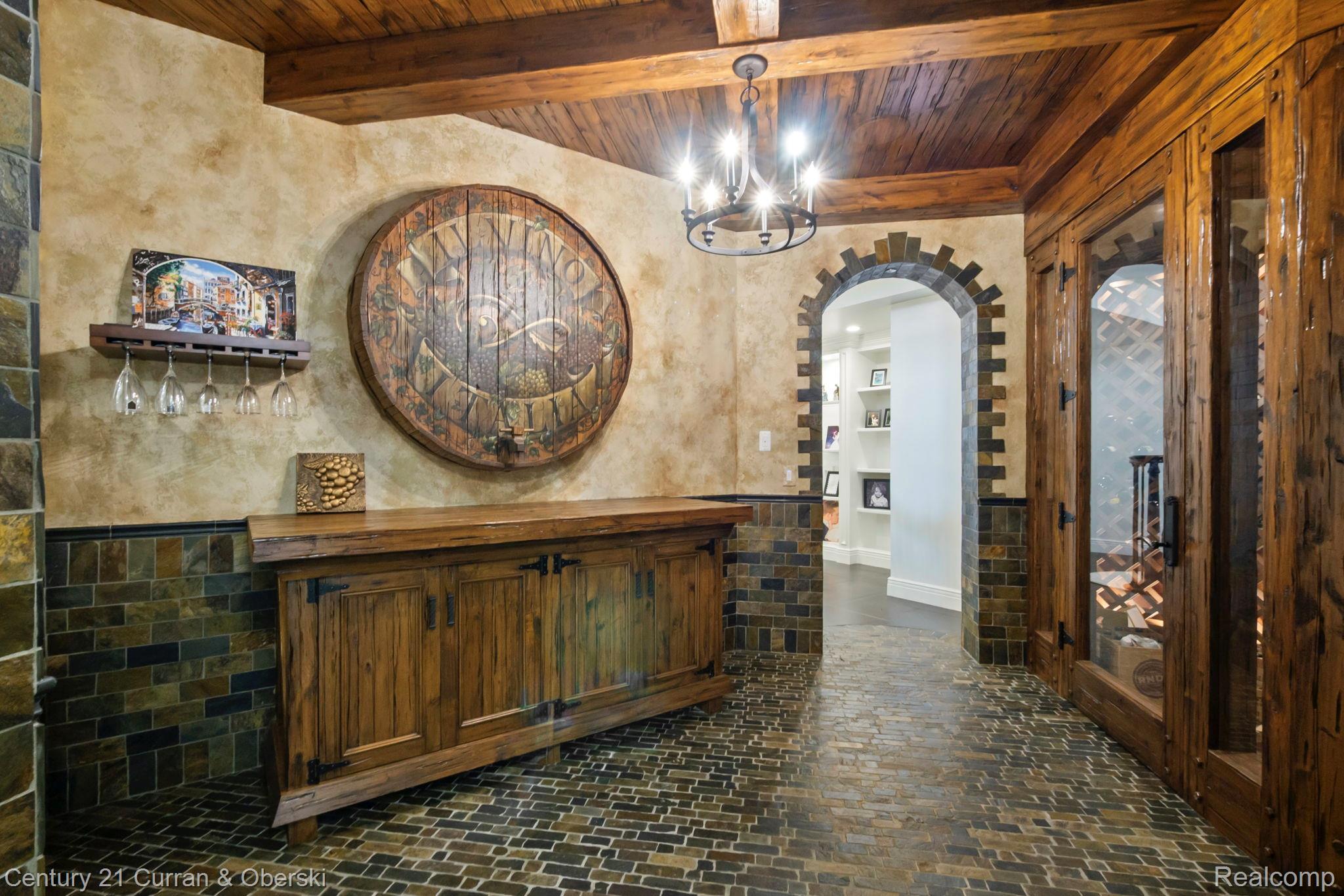 South Lyon, Michigan, 48178, United States, 6 Bedrooms Bedrooms, ,8 BathroomsBathrooms,Residential,For Sale,1976277