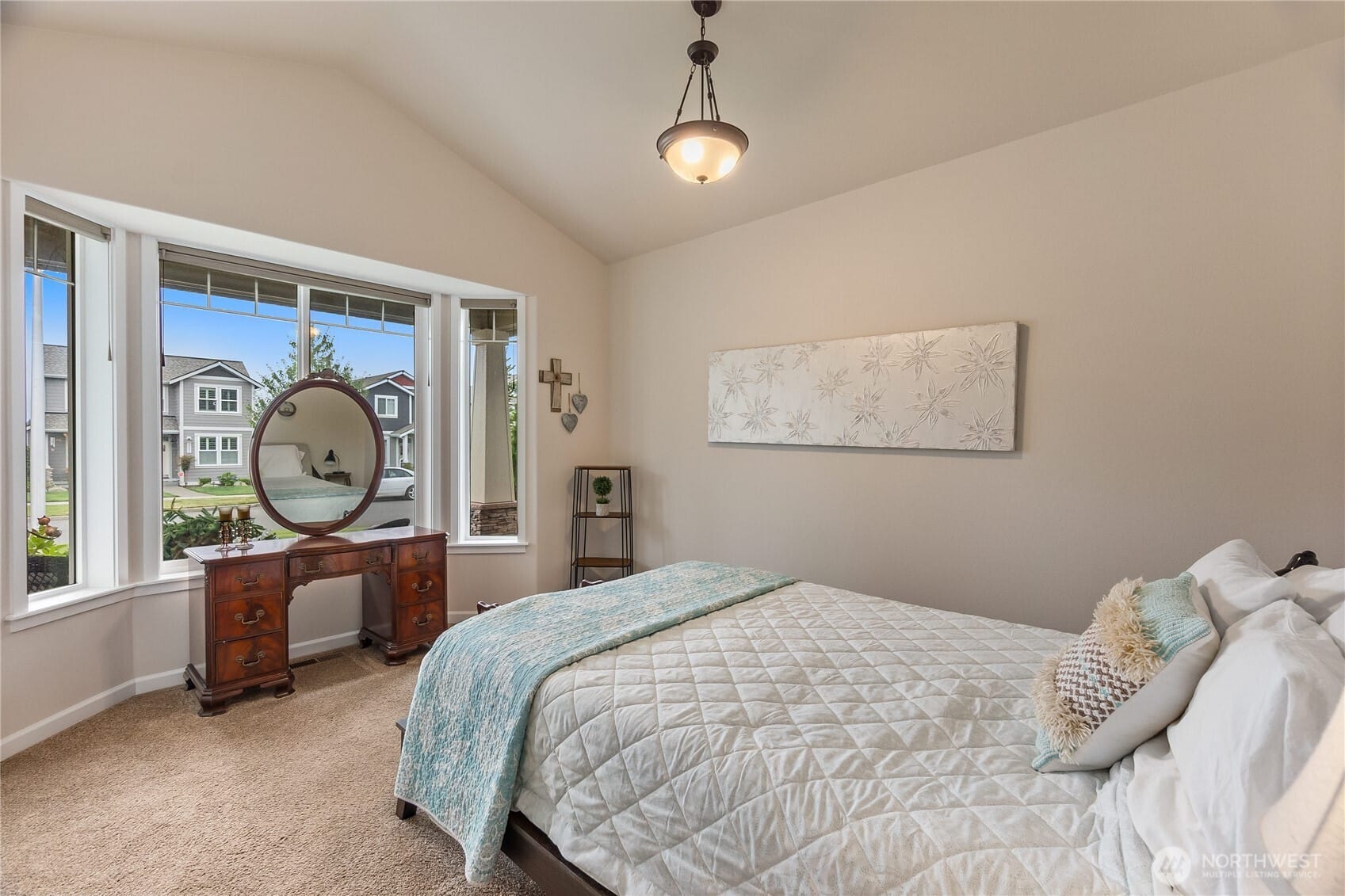 Tumwater, Washington, 98501, United States, 3 Bedrooms Bedrooms, ,2 BathroomsBathrooms,Residential,For Sale,1989265