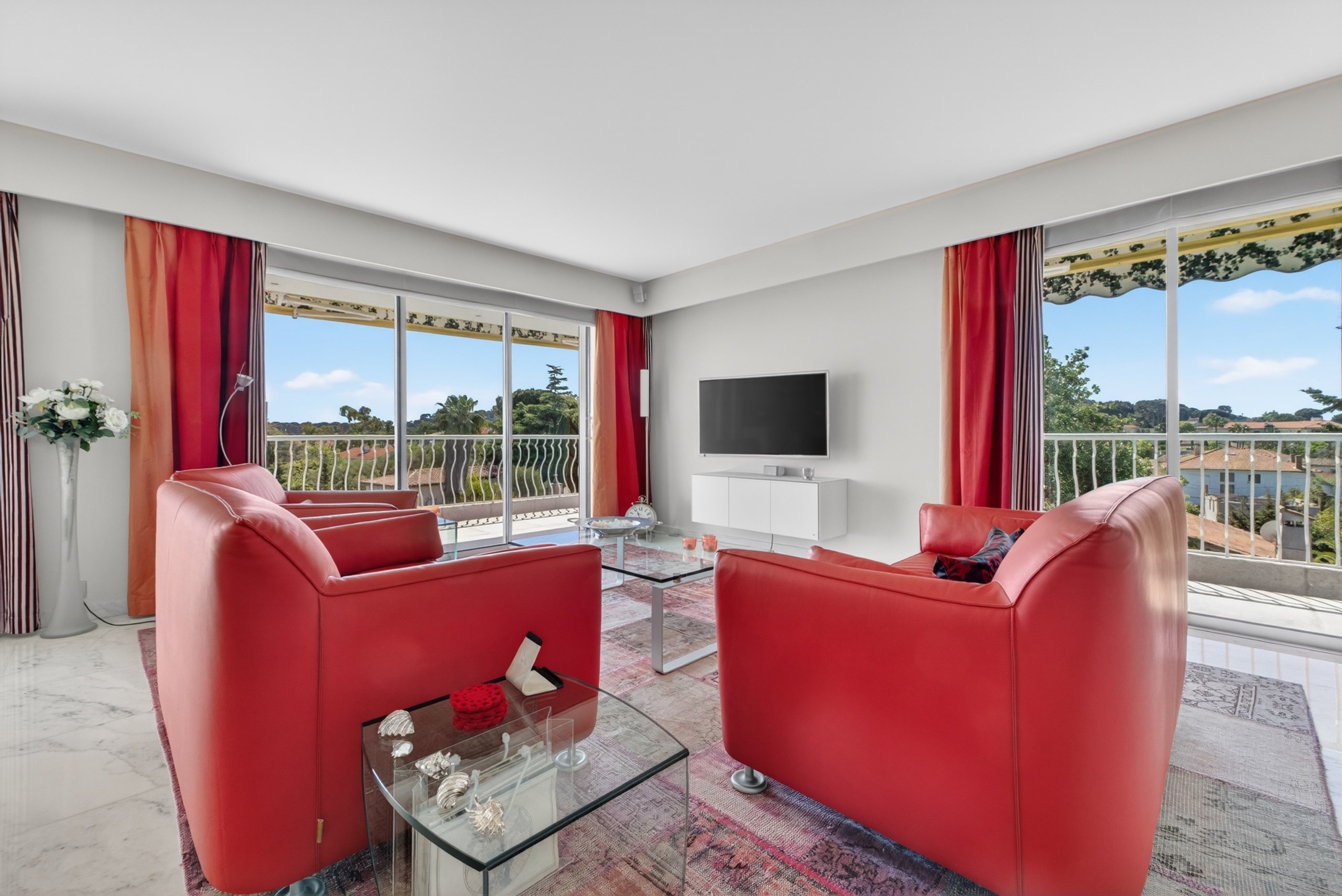  Top floor apartment with sea views and terraces in Cap d’Antibes - 物件實景
