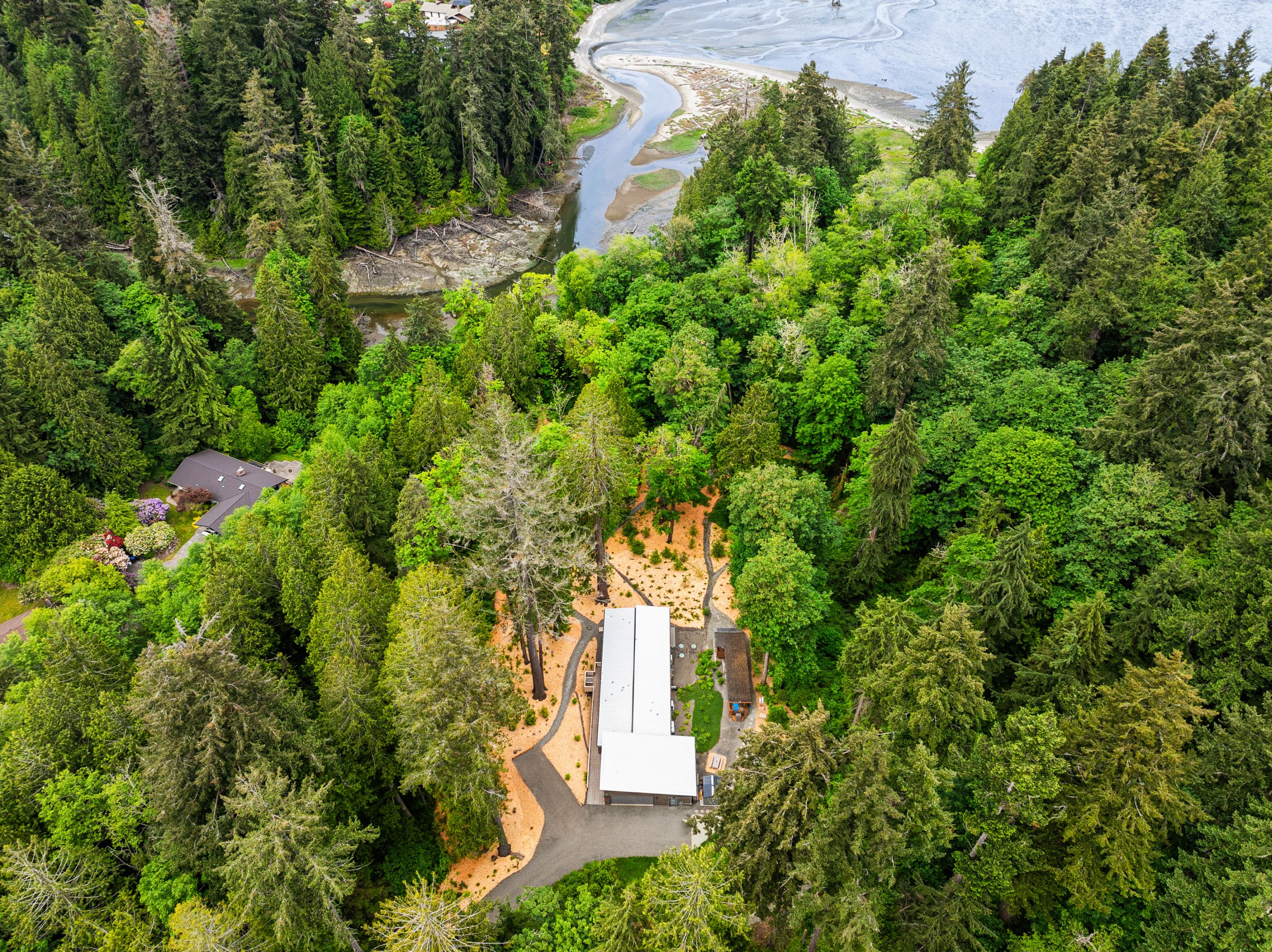  9720 NE Lofgren Rd, Bainbridge Island, WA 98110 - 物件實景