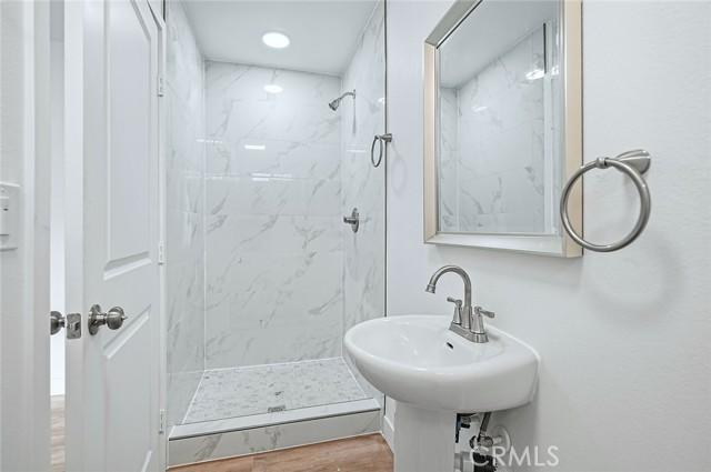 Los Angeles, California, 90011, United States, ,Residential,For Sale,1987008