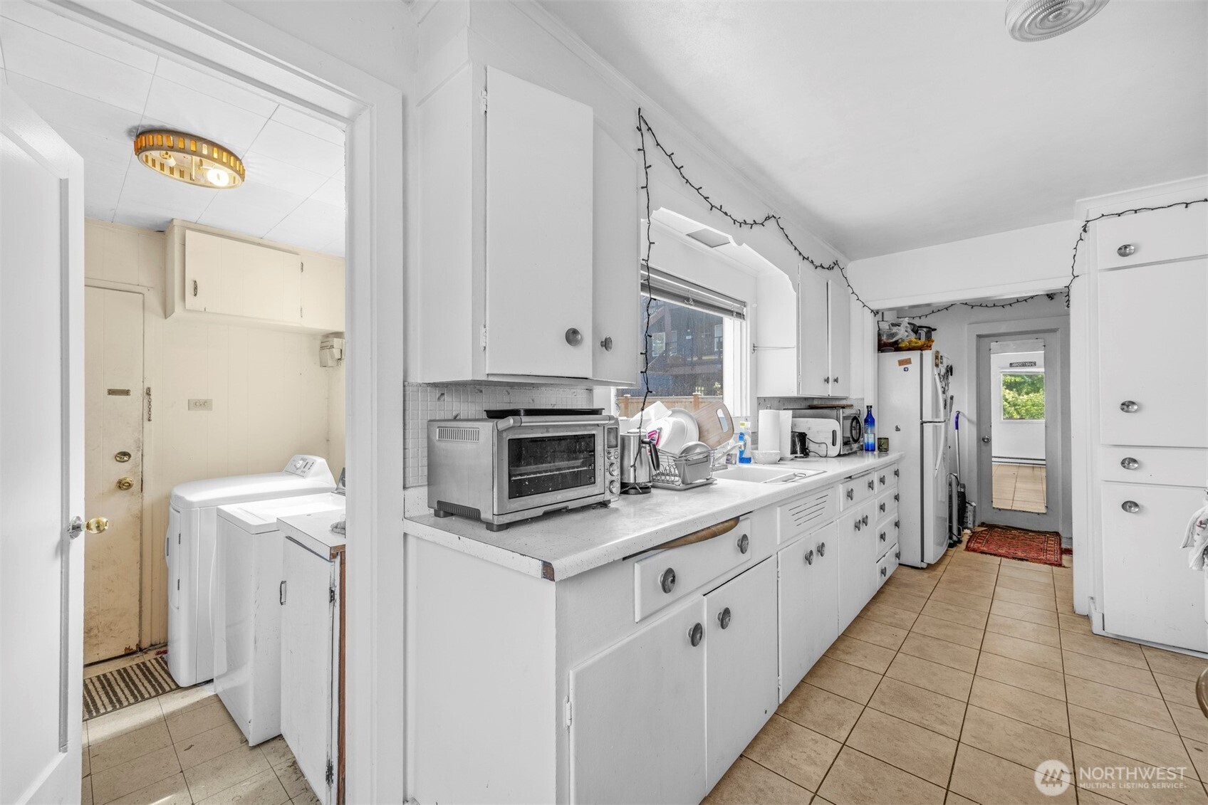 Bellingham, Washington, 98225, United States, ,Residential,For Sale,1885360