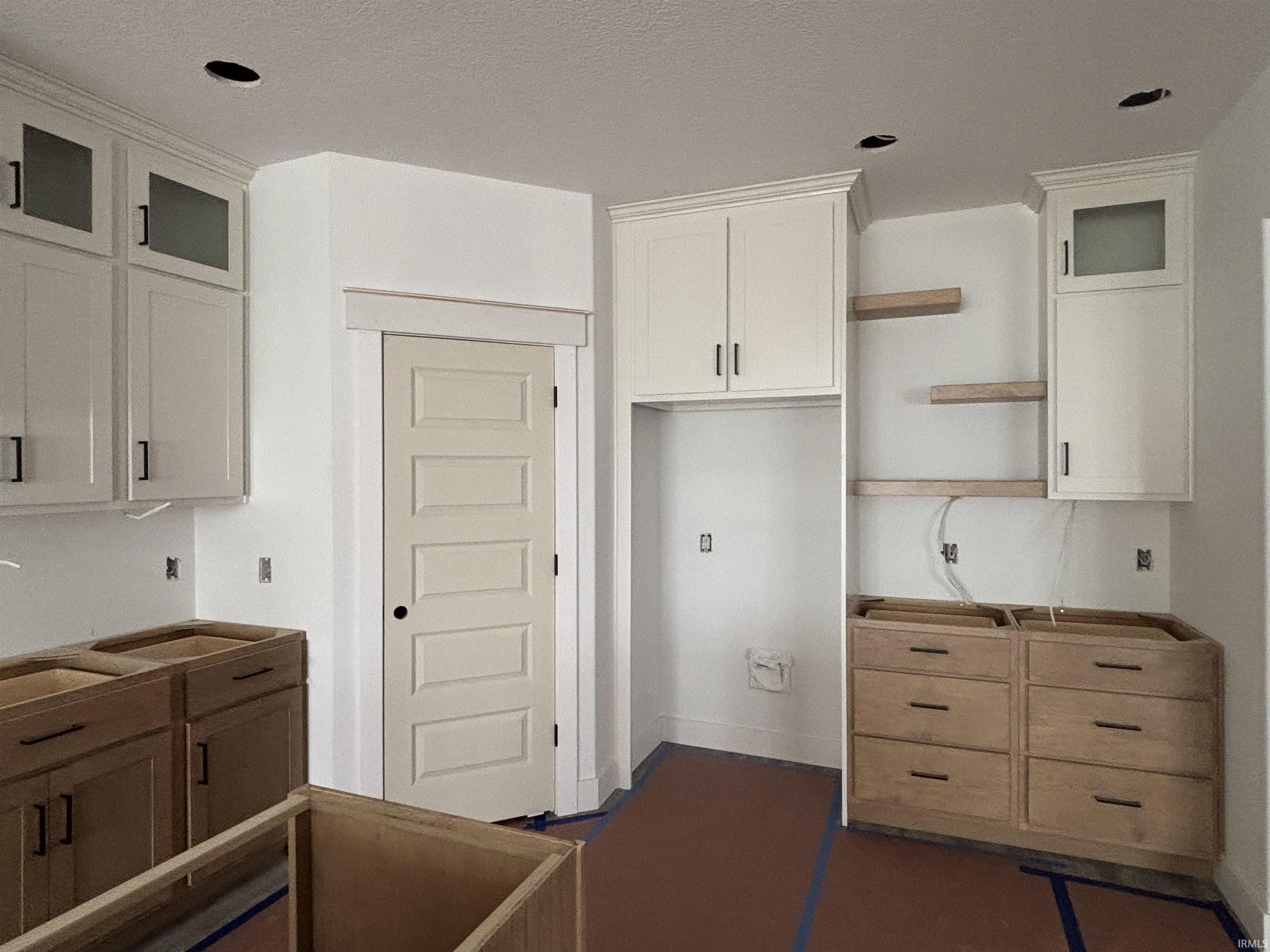 Fort Wayne, Indiana, 46818, United States, 4 Bedrooms Bedrooms, ,3 BathroomsBathrooms,Residential,For Sale,1981735