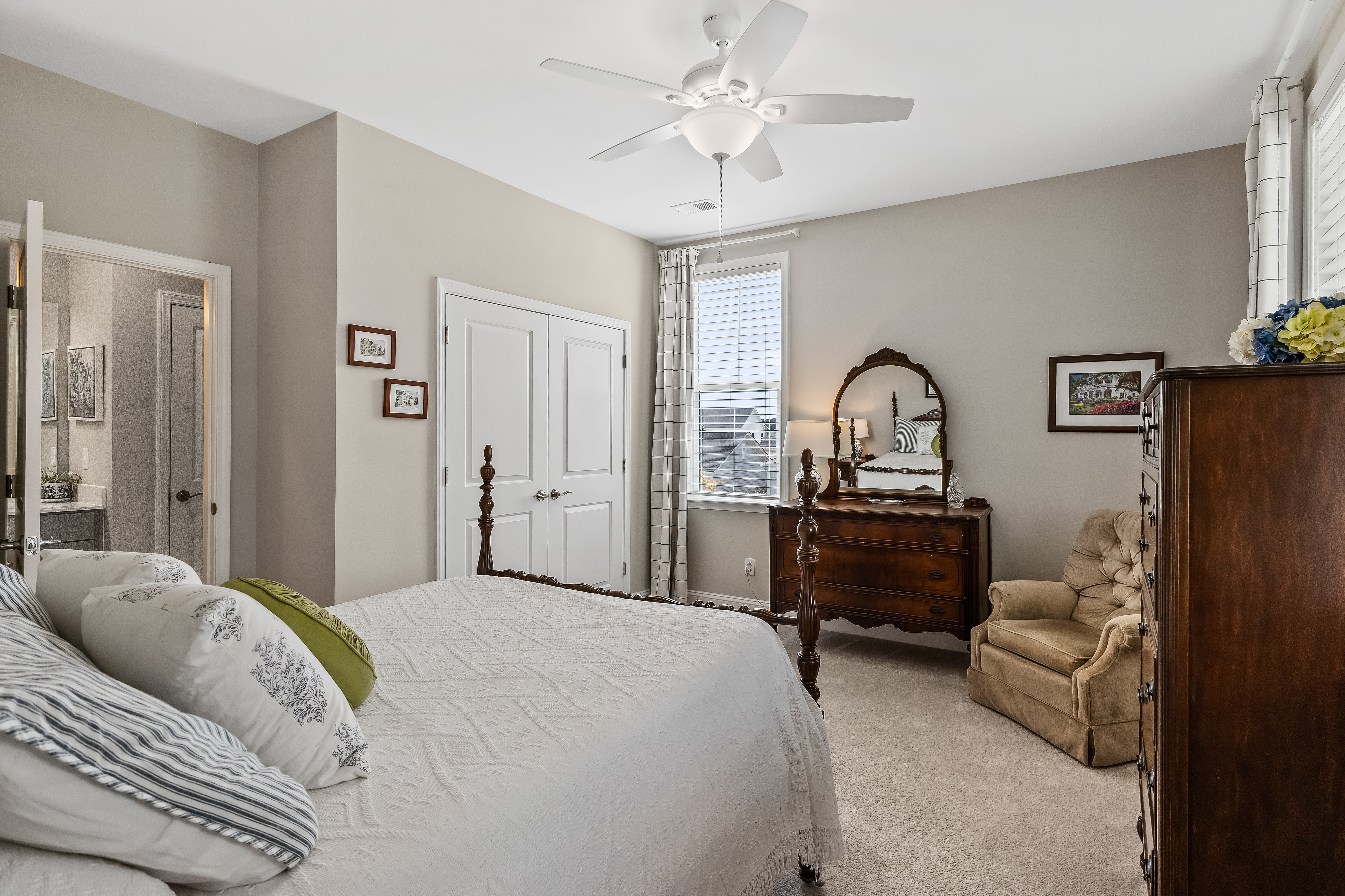  216 Symphony Avenue - 物件實景