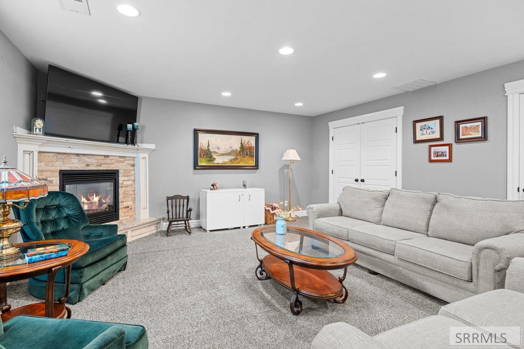 Rigby, Idaho, 83442, United States, 5 Bedrooms Bedrooms, ,3 BathroomsBathrooms,Residential,For Sale,1944948