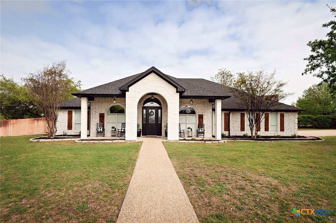 Salado, Texas, 76571, United States, 4 Bedrooms Bedrooms, ,3 BathroomsBathrooms,Residential,For Sale,1983234