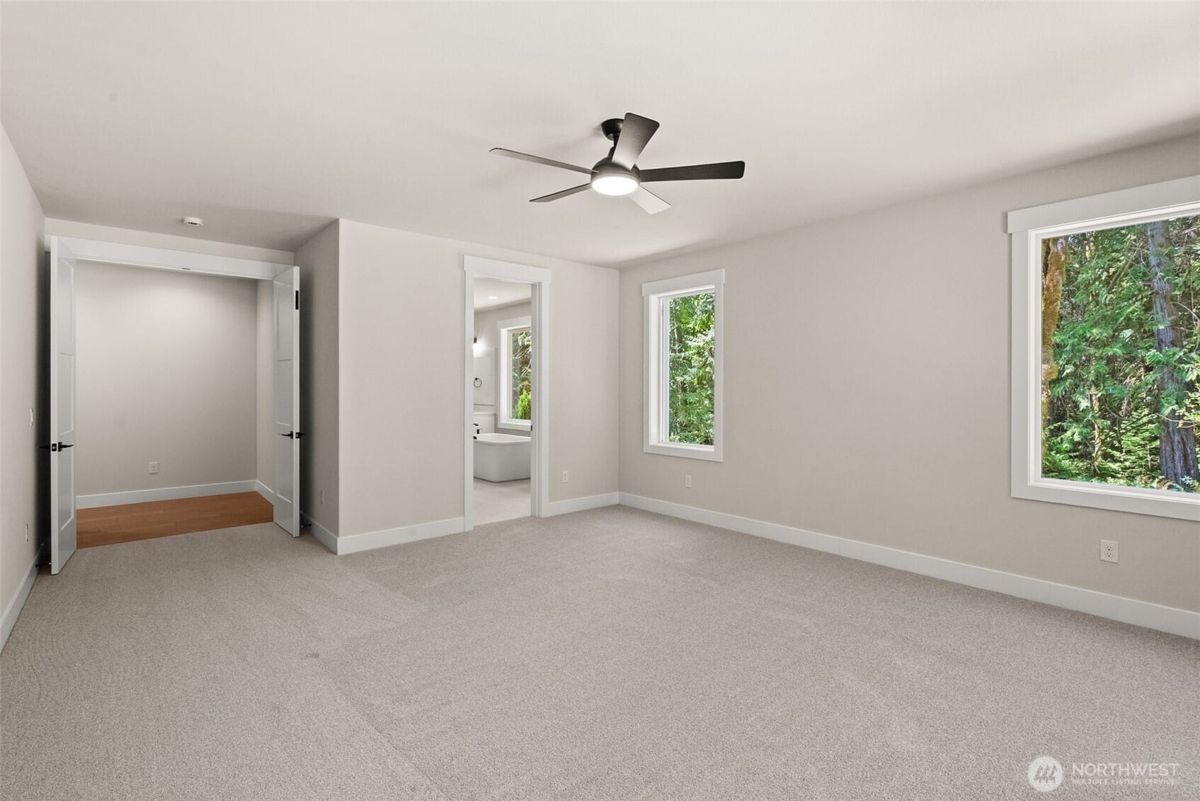 Olympia, Washington, 98502, United States, 4 Bedrooms Bedrooms, ,2 BathroomsBathrooms,Residential,For Sale,1848524