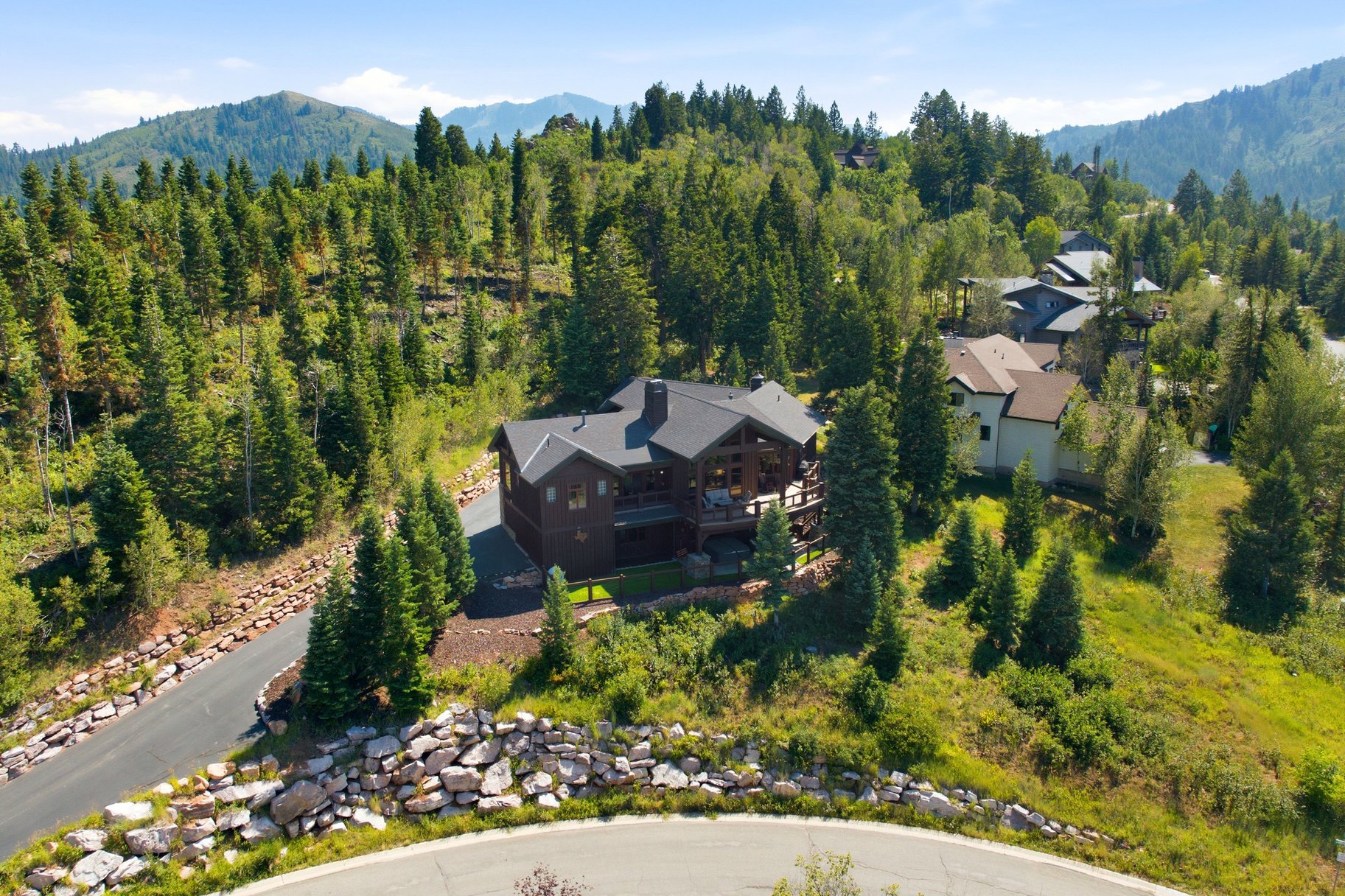  Mountain Estate in Pinebrook - 物件實景