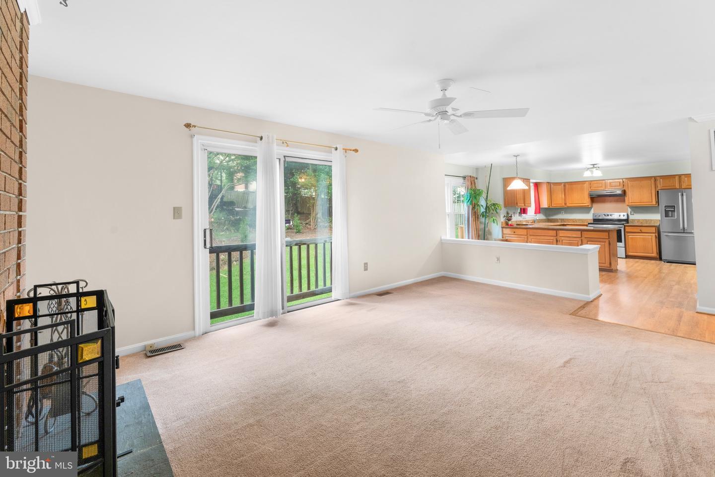 BOWIE, Maryland, 20720, United States, 4 Bedrooms Bedrooms, ,4 BathroomsBathrooms,Residential,For Sale,1897173
