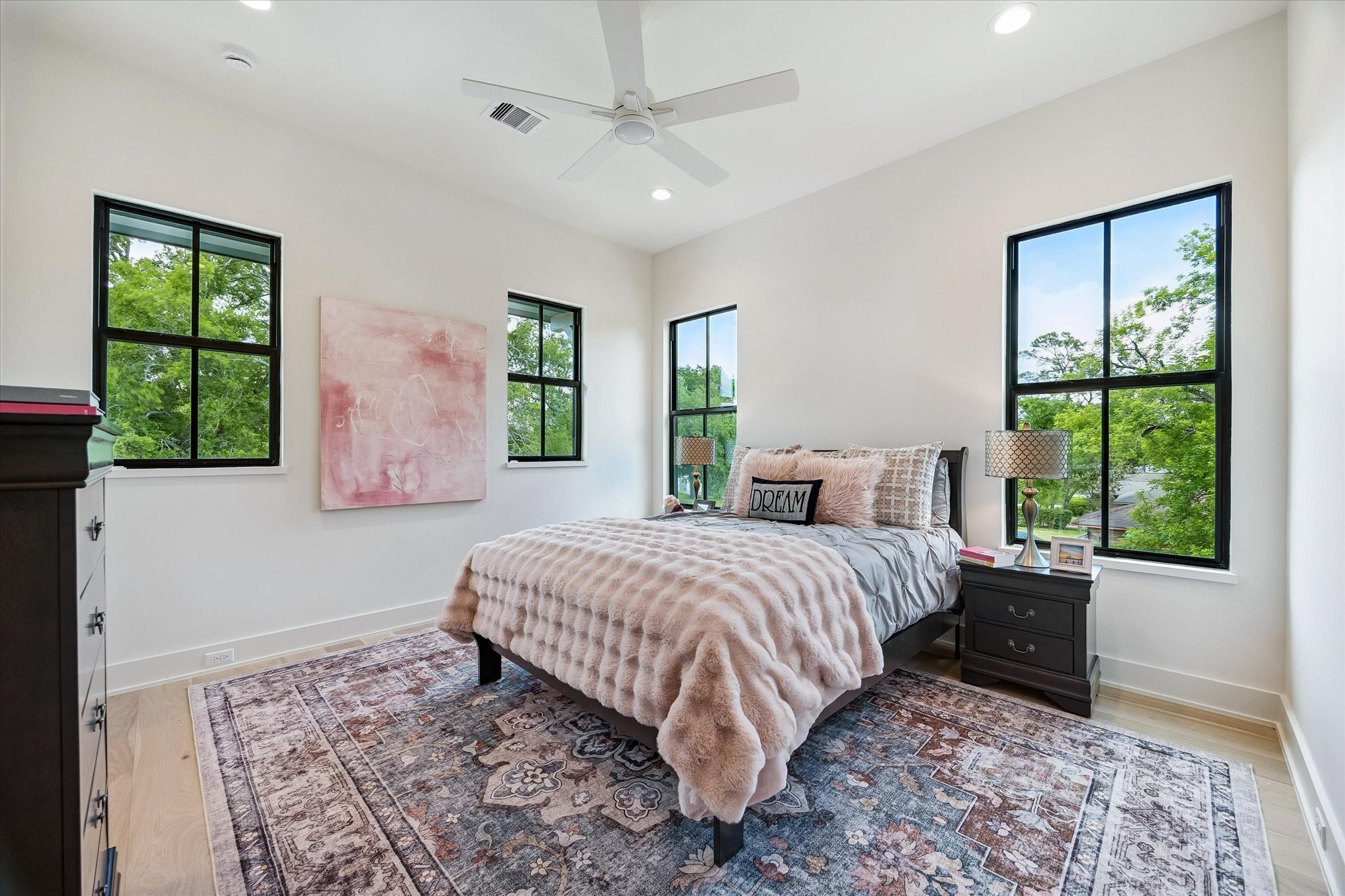  2203 Cheshire Lane - 物件實景