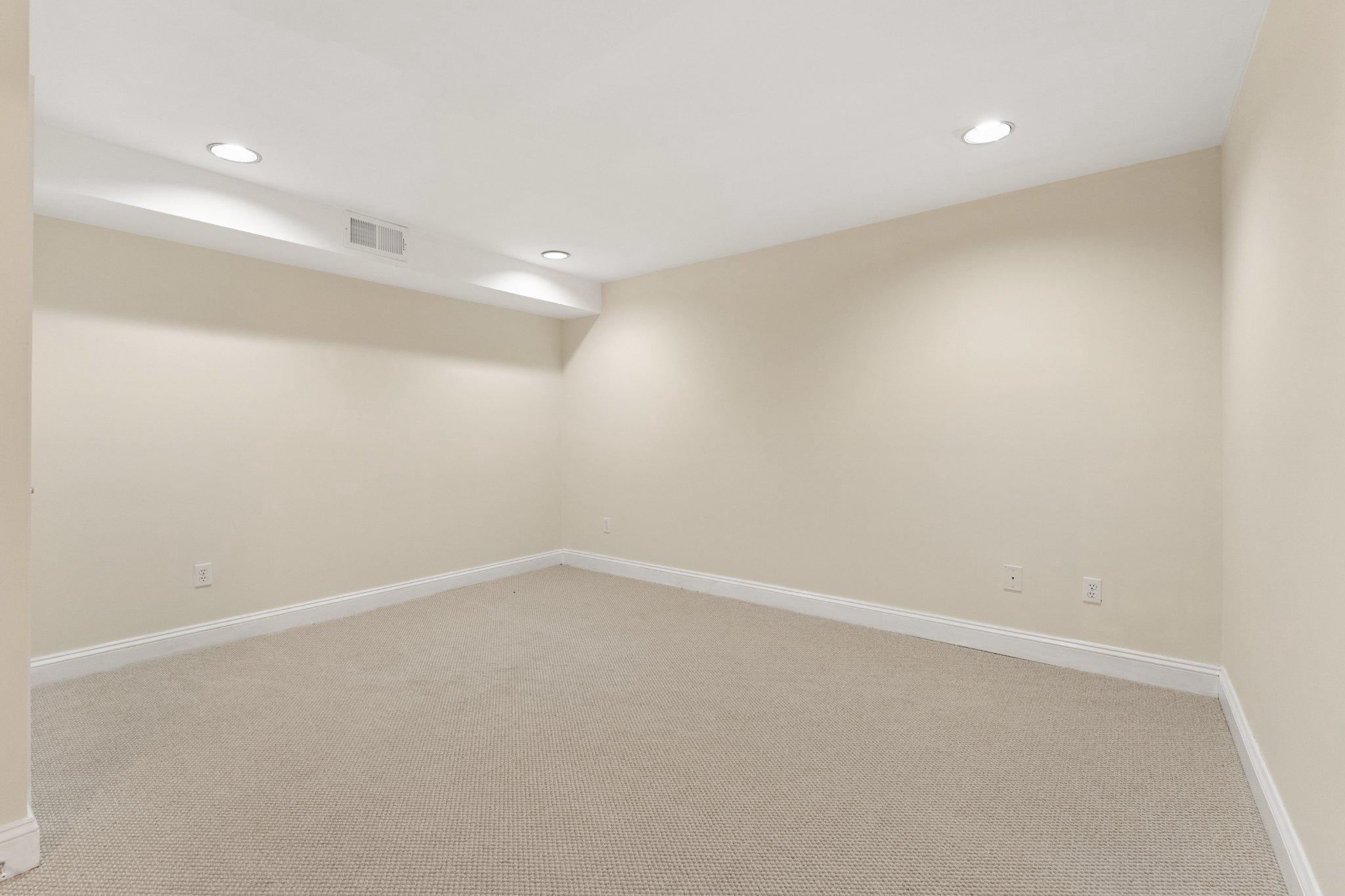 15118 Briarcliff Manor Way, Burtonsville, MD, 20866 - 物件實景