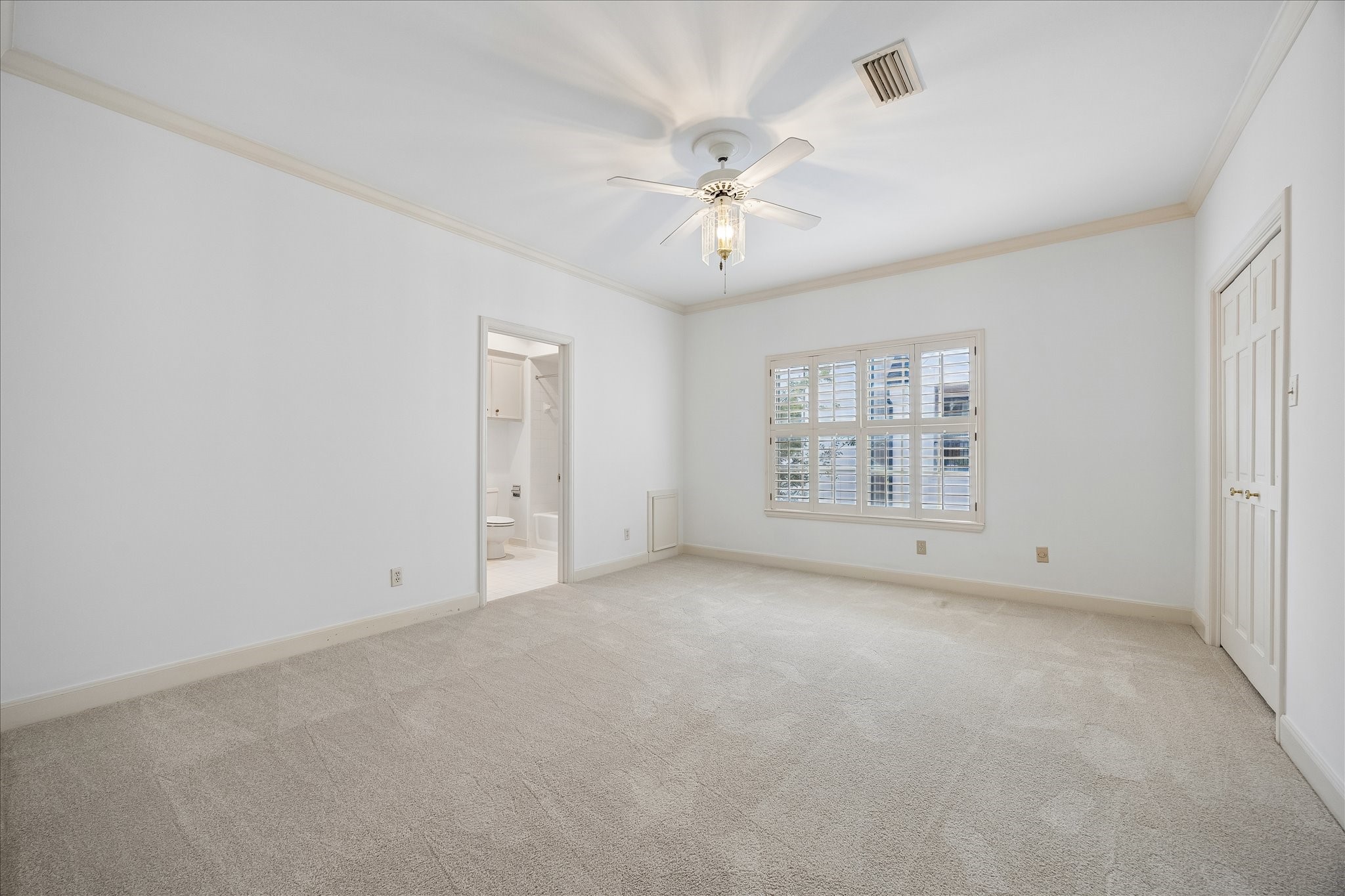  1422 Nantucket Drive C - 物件實景