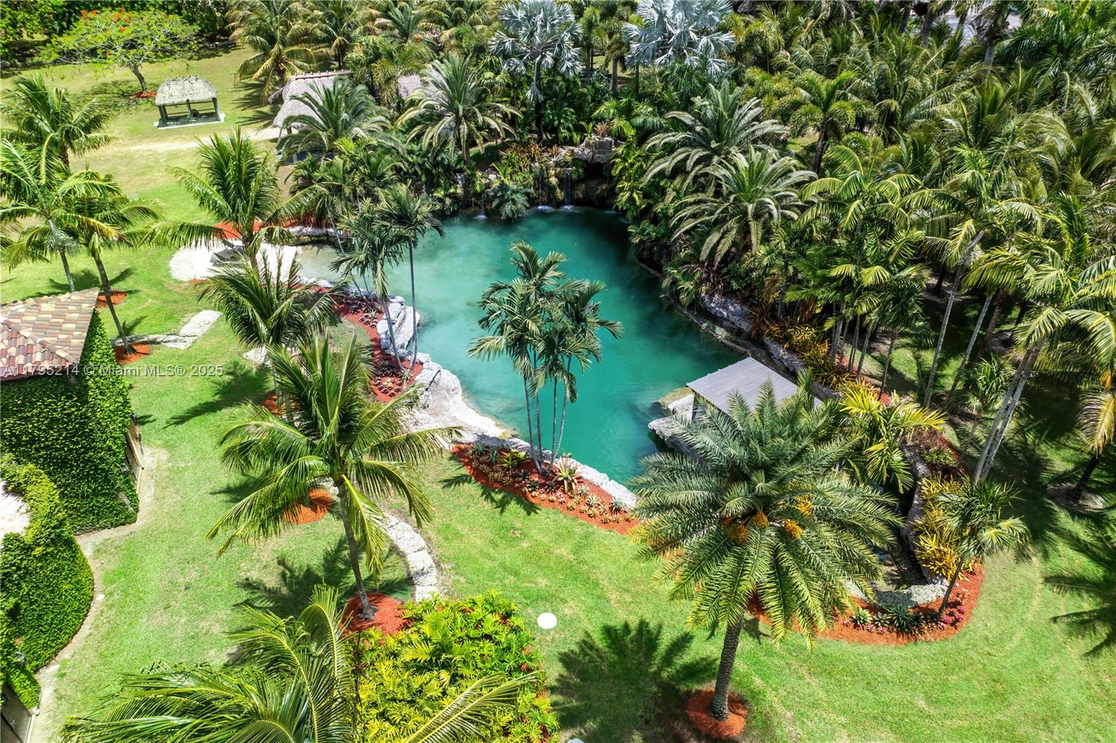 Homestead, Florida, 33031, United States, 6 Bedrooms Bedrooms, ,7 BathroomsBathrooms,Residential,For Sale,1804180