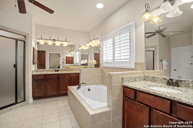 San Antonio, Texas, 78253, United States, 4 Bedrooms Bedrooms, ,4 BathroomsBathrooms,Residential,For Sale,1973097