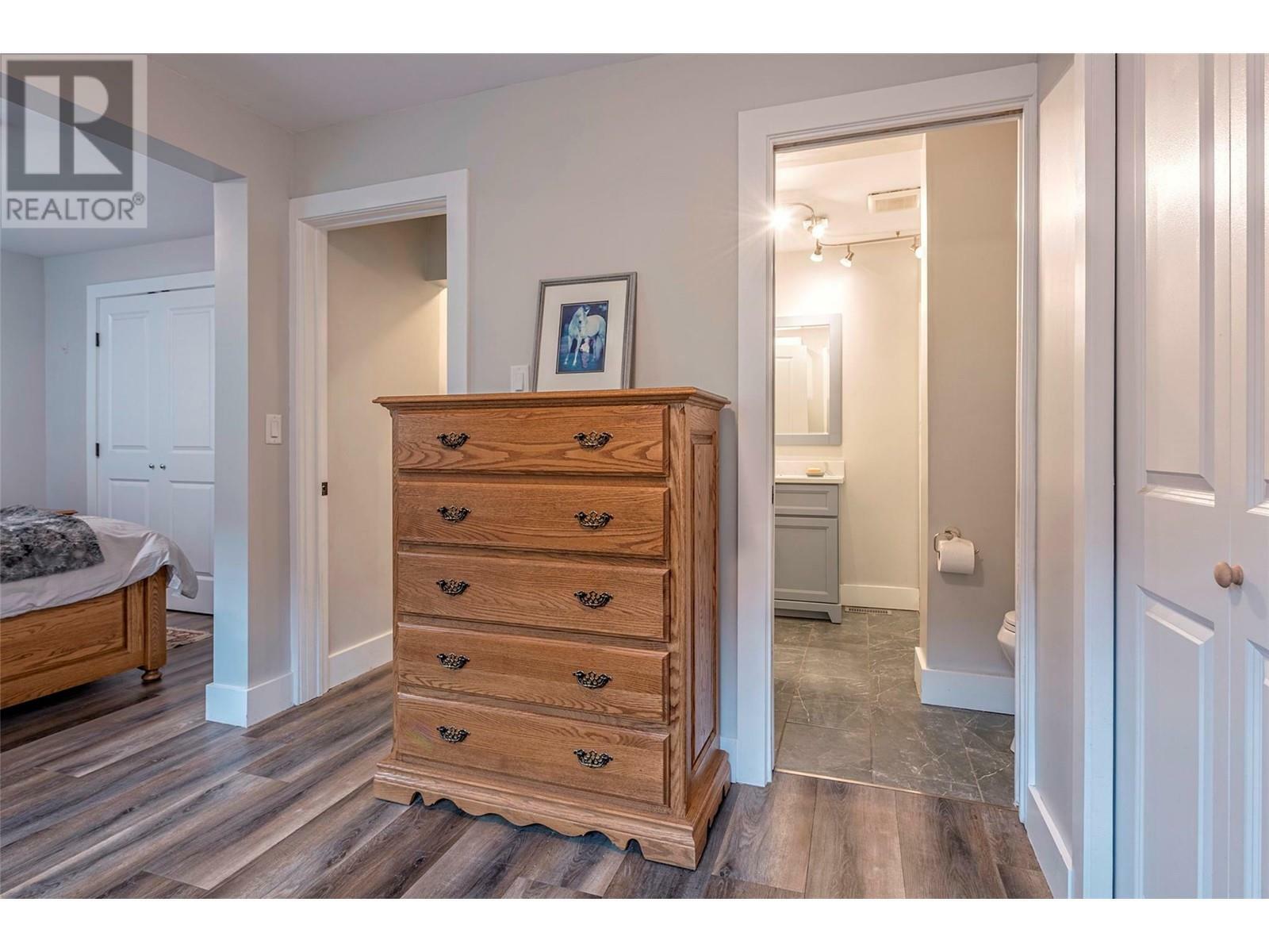 FALKLAND, British Columbia, V0E 1W0, CA, 3 Bedrooms Bedrooms, ,2 BathroomsBathrooms,Residential,For Sale,1836666