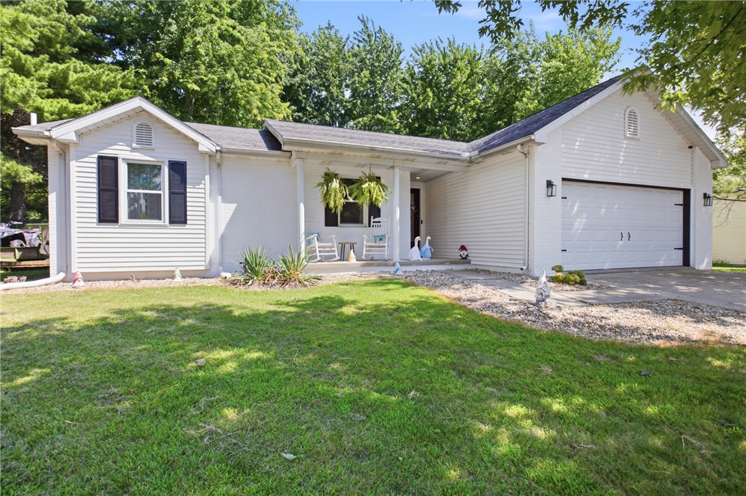 Hidden Oaks Dr, Charleston, IL 61920 #1