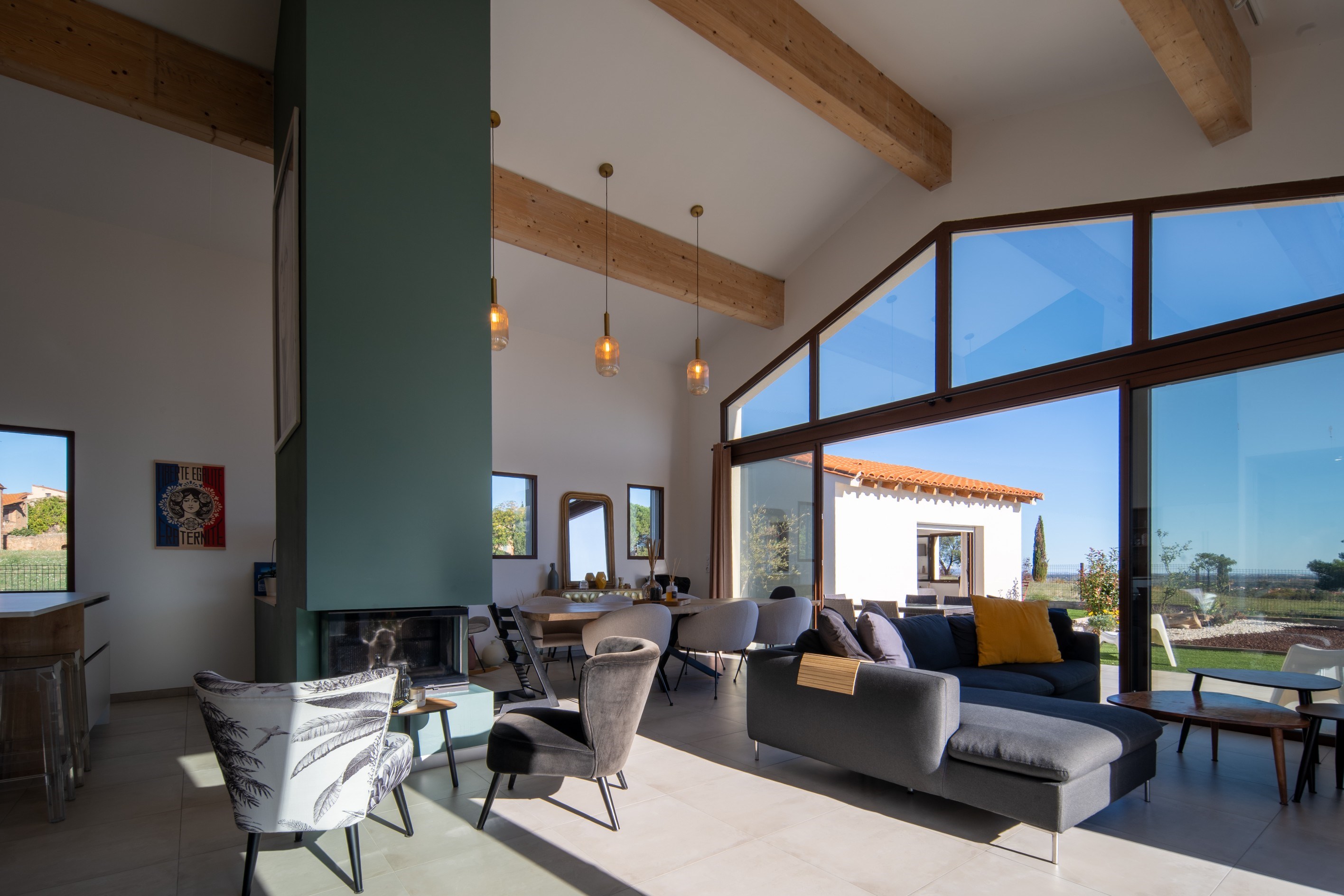  Elegant Contemporary single-storey villa with large garage and pool in a sought… - 物件實景