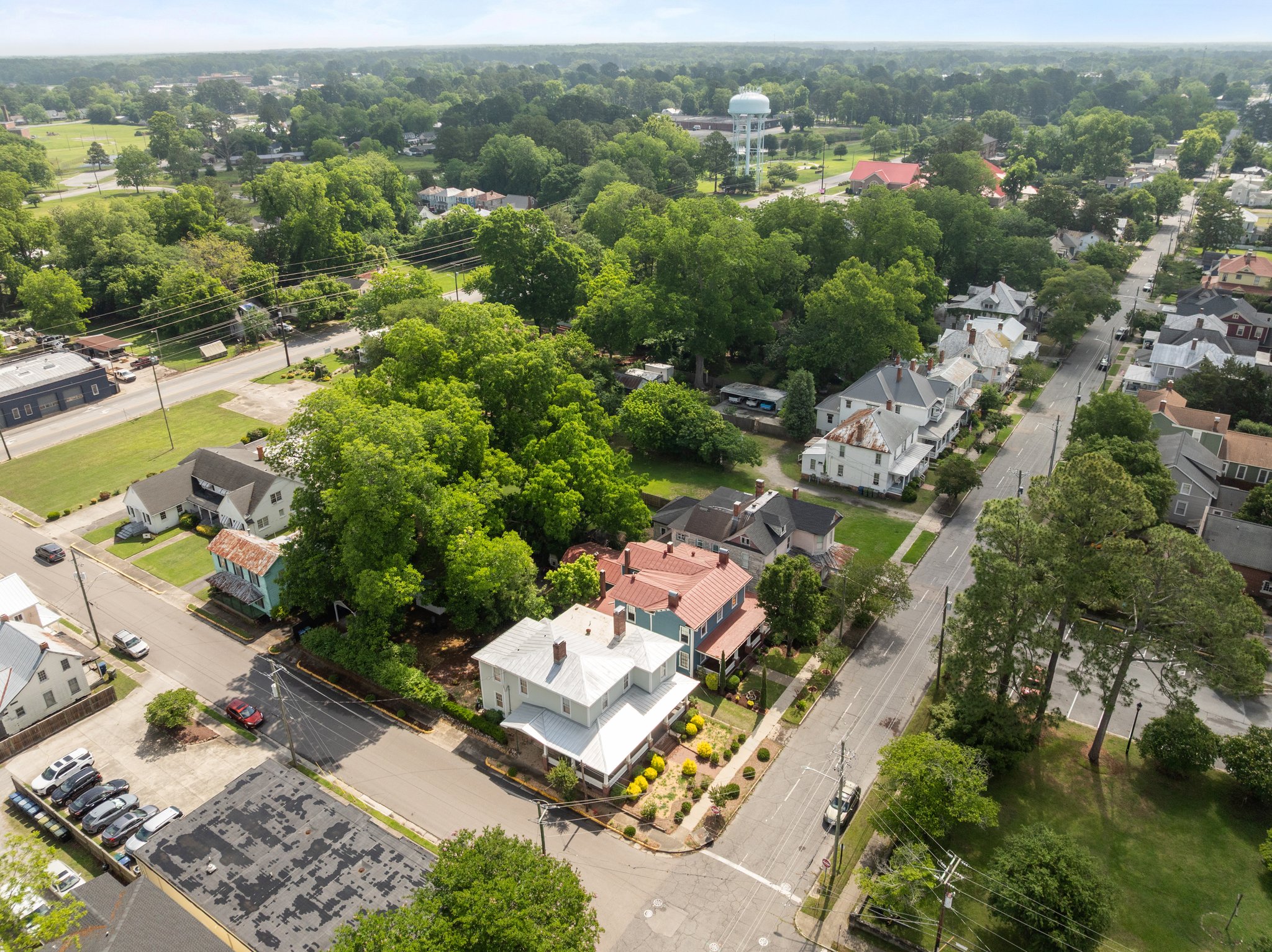 Washington, North Carolina, 27889, United States, 5 Bedrooms Bedrooms, ,3 BathroomsBathrooms,Residential,For Sale,1869236