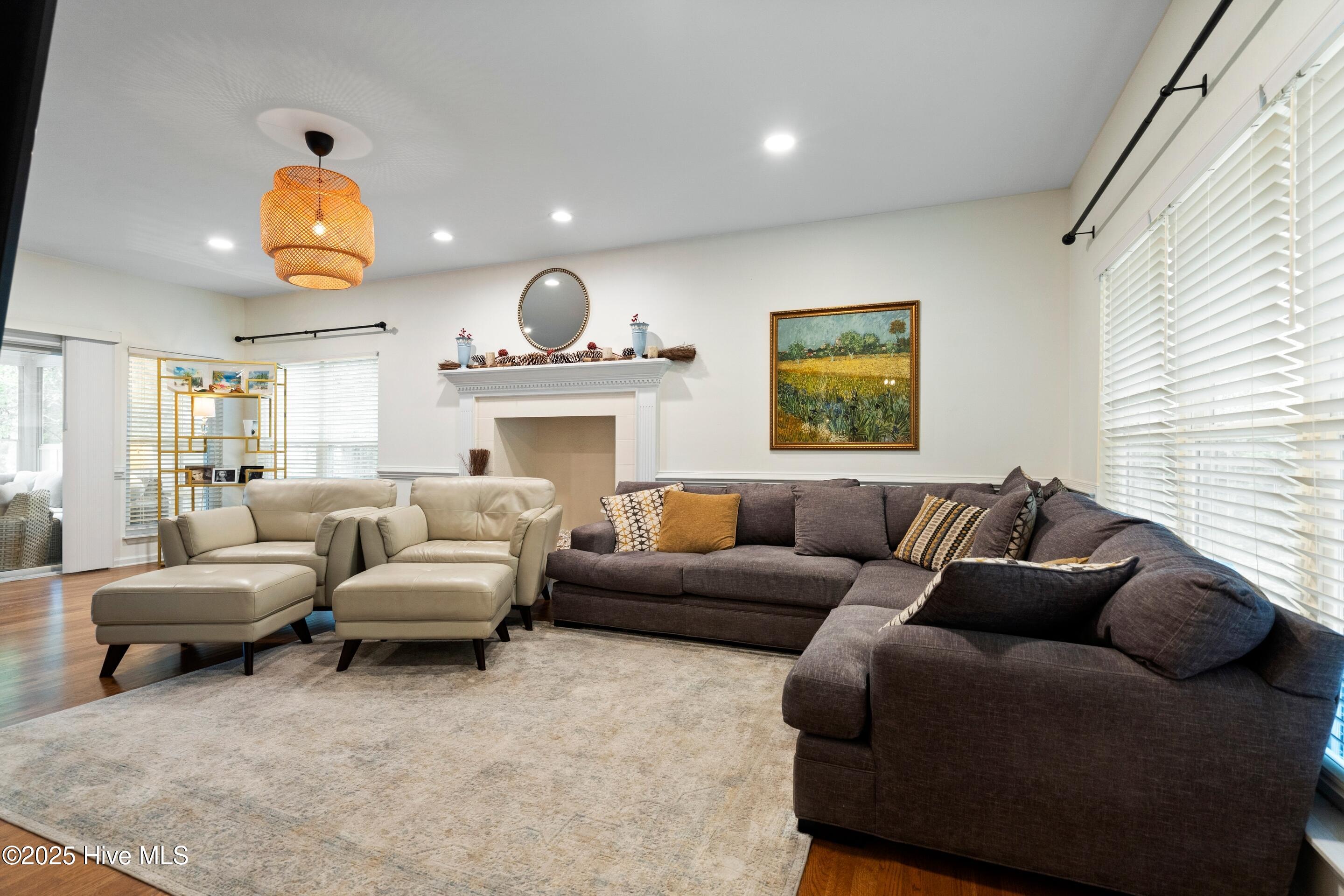 Wilmington, North Carolina, 28411, United States, 4 Bedrooms Bedrooms, ,3 BathroomsBathrooms,Residential,For Sale,1924984