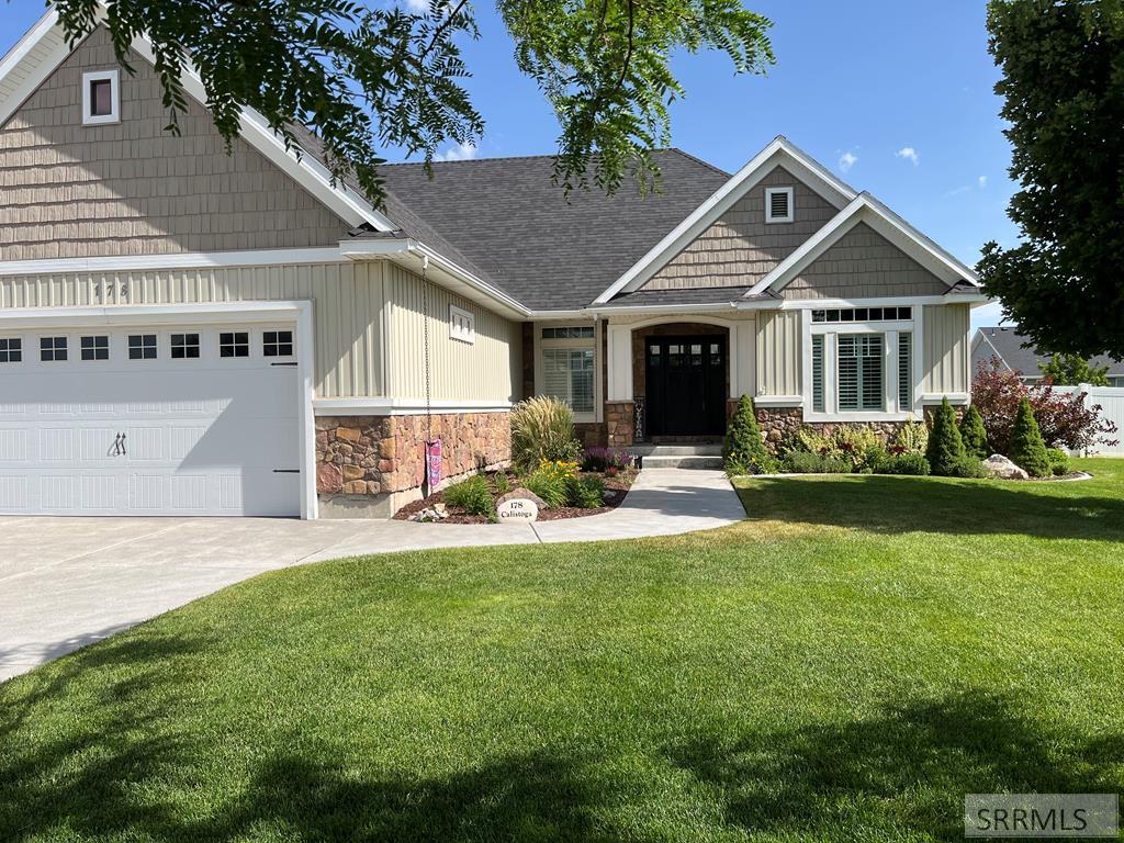 IDAHO FALLS, Idaho, 83404, United States, 4 Bedrooms Bedrooms, ,3 BathroomsBathrooms,Residential,For Sale,1873456