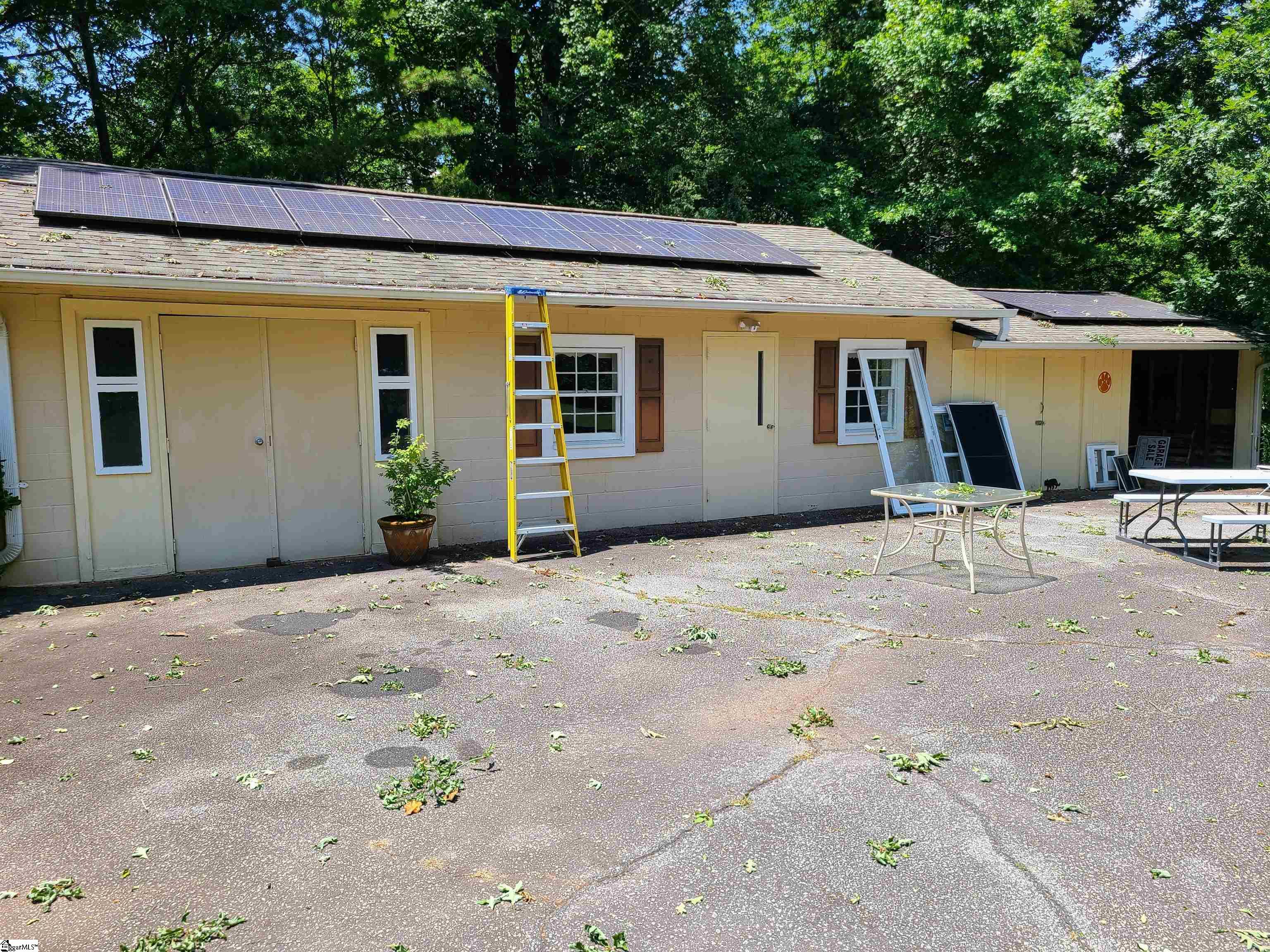 Liberty, South Carolina, 29657, United States, 3 Bedrooms Bedrooms, ,4 BathroomsBathrooms,Residential,For Sale,1944654
