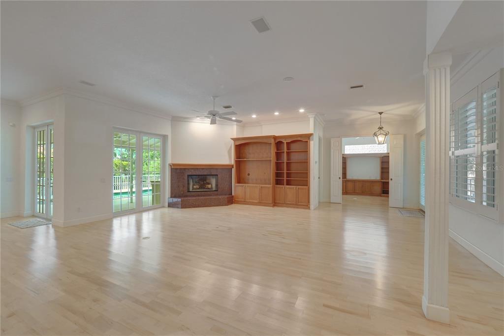 Nokomis, Florida, 34275, United States, 3 Bedrooms Bedrooms, ,4 BathroomsBathrooms,Residential,For Sale,1913339
